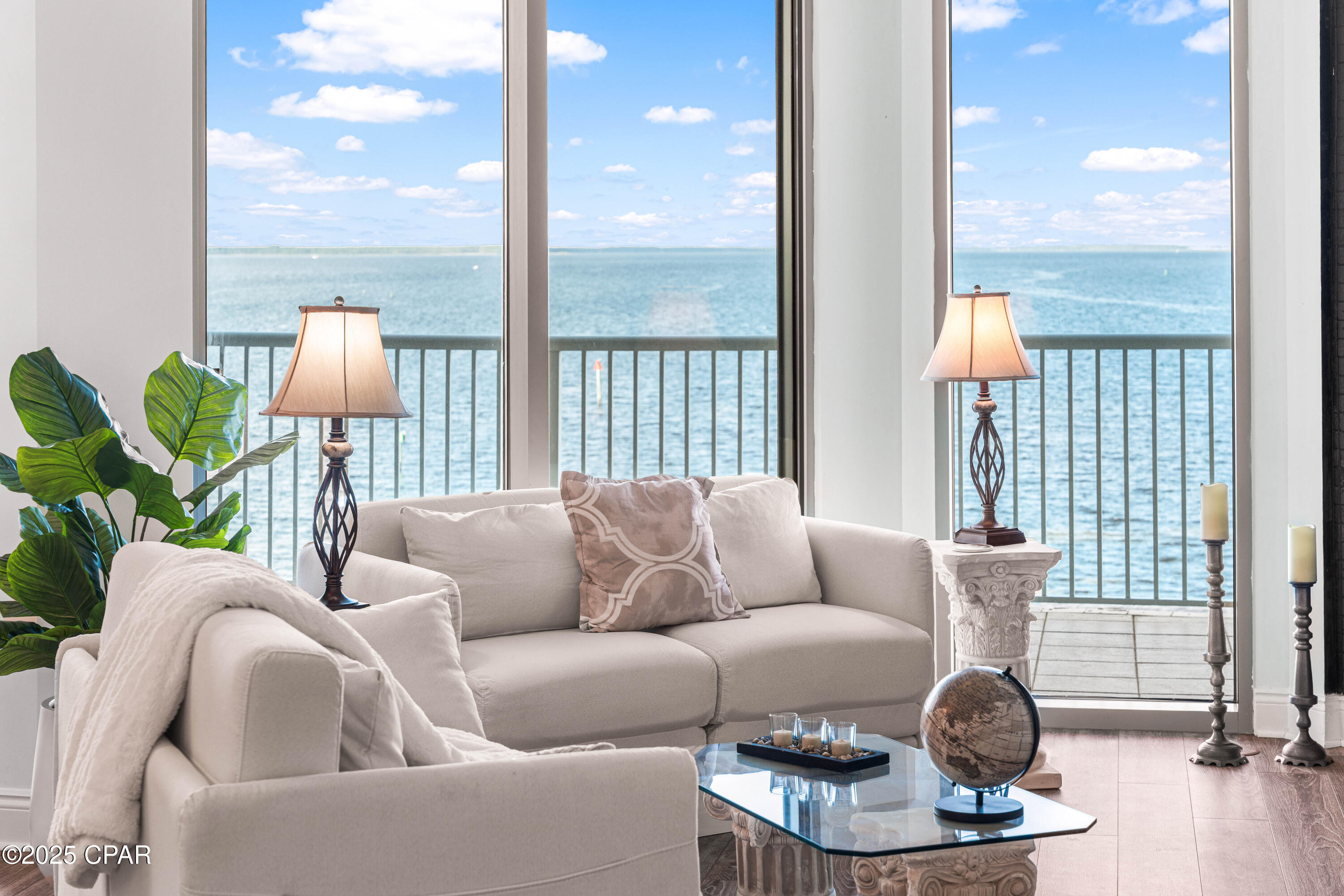 6422 W Highway 98 404