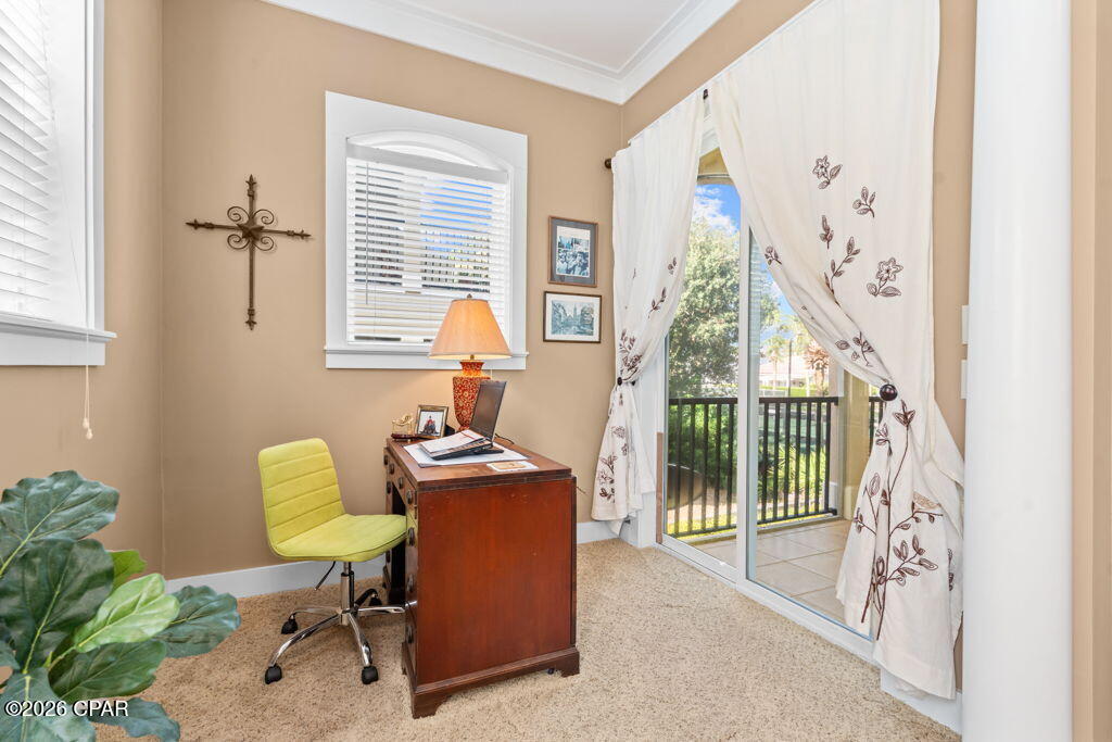 232 La Valencia Circle 1