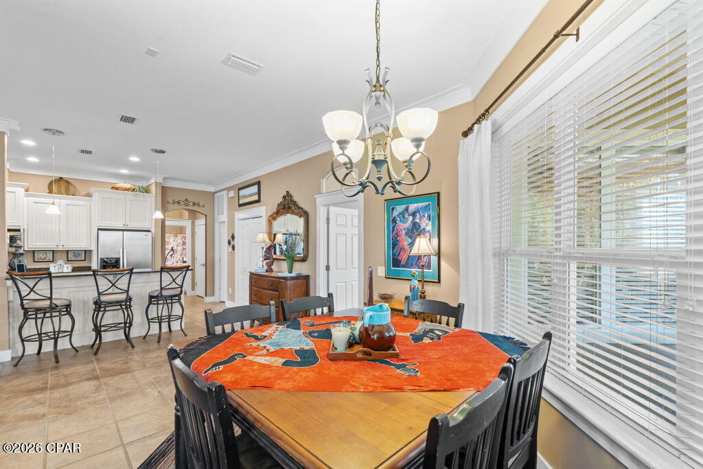 232 La Valencia Circle 1