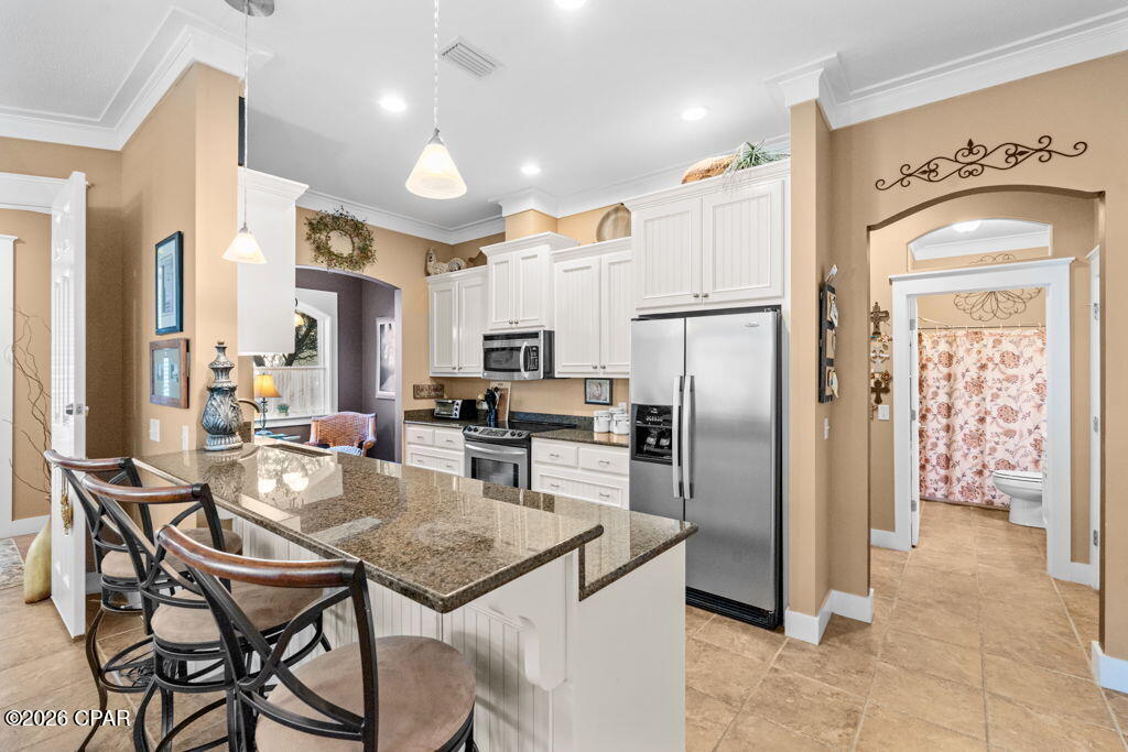 232 La Valencia Circle 1