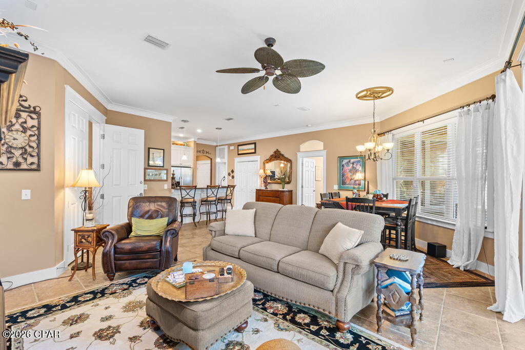 232 La Valencia Circle 1