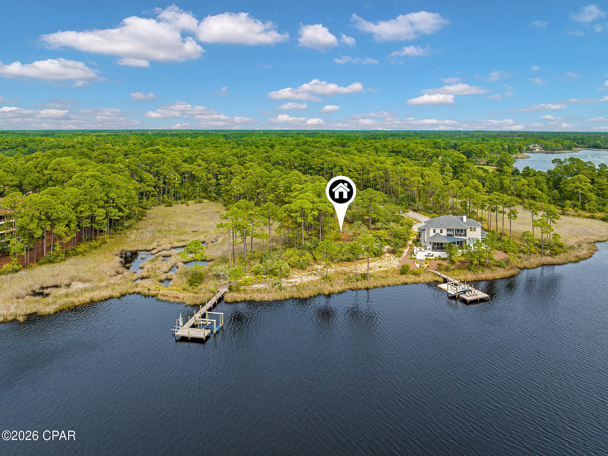 1103 E Water Oak Bend