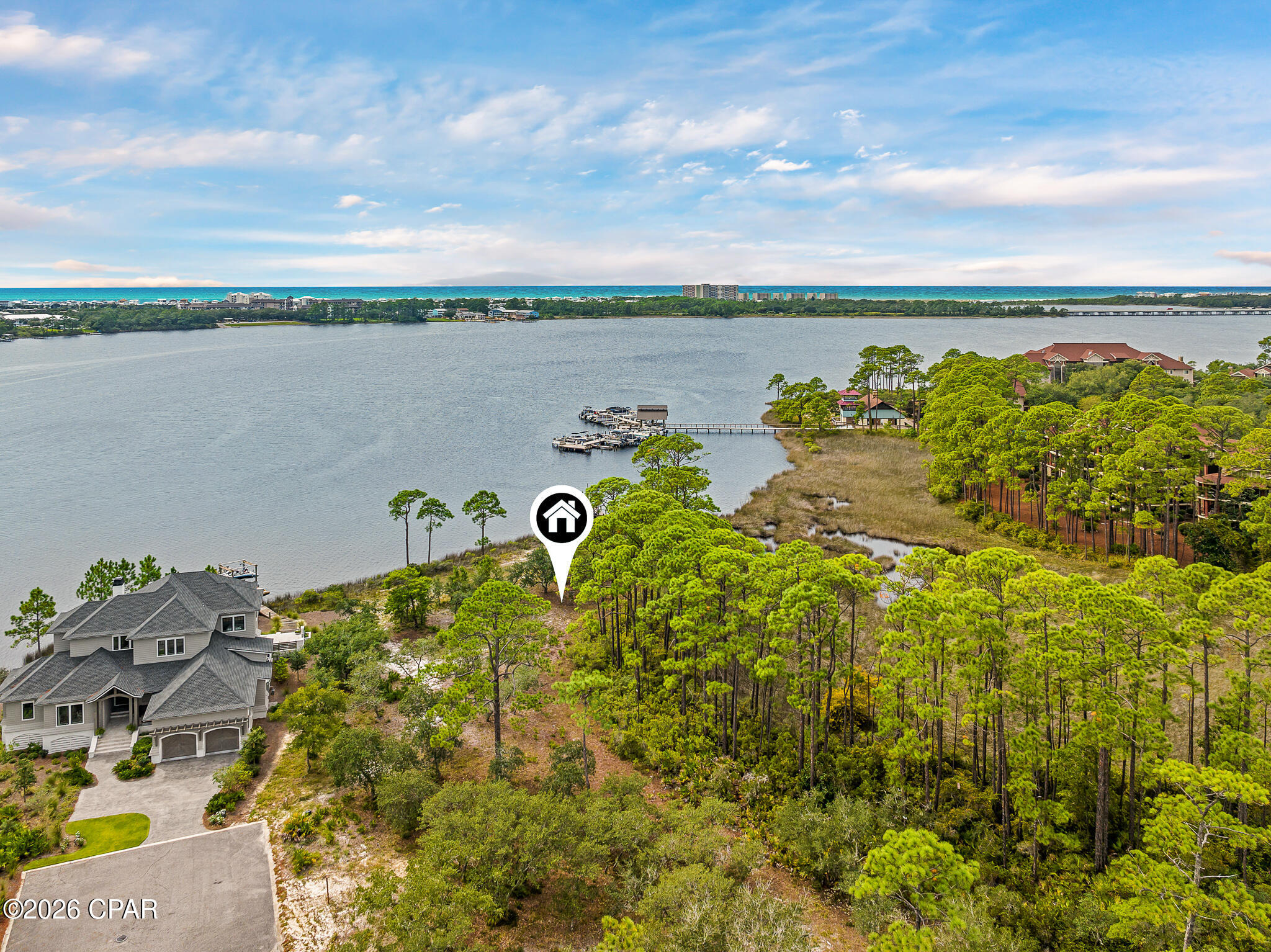 1103 E Water Oak Bend