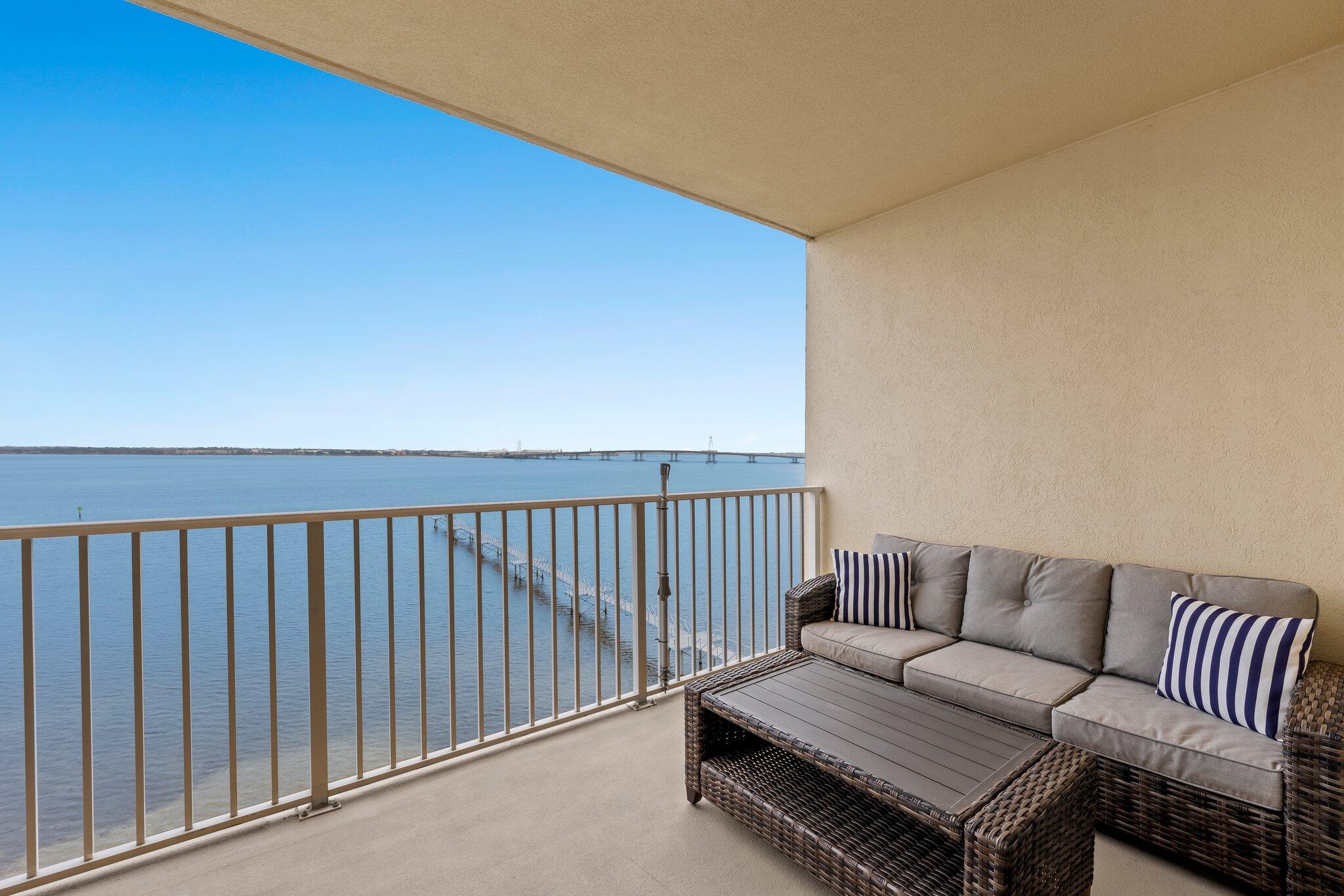 6500 Bridge Water Way, 702