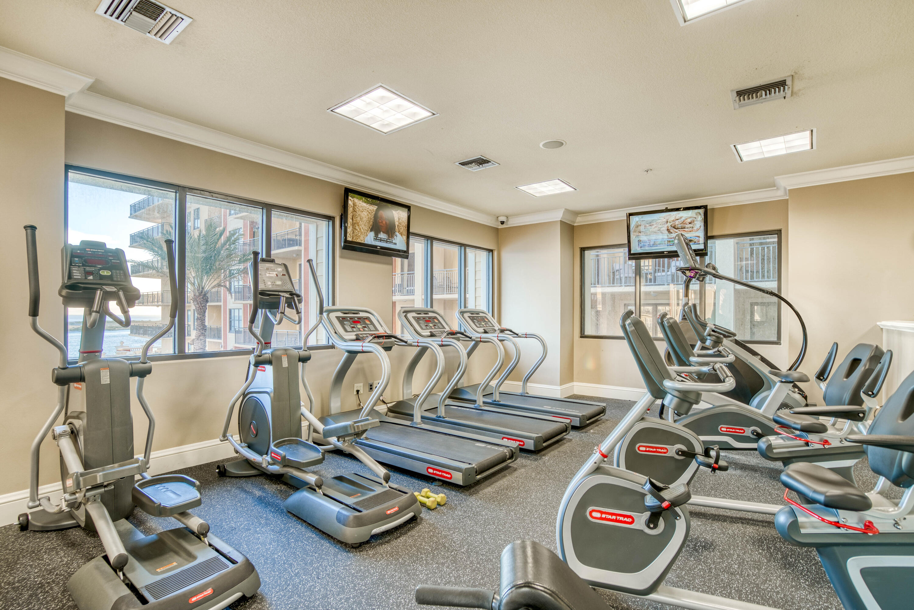 10 Harbor Boulevard, UNIT W1021