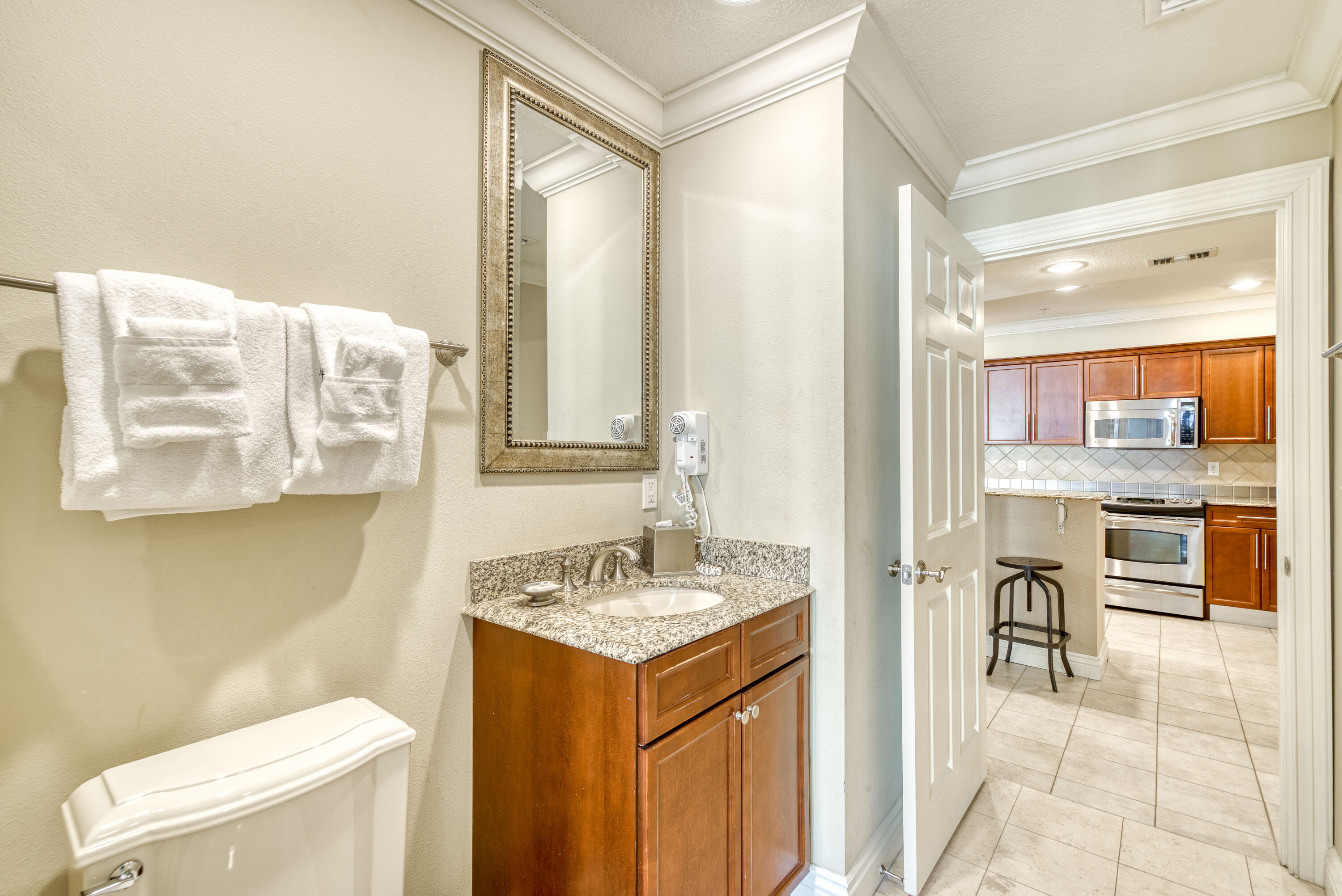 10 Harbor Boulevard, UNIT W1021