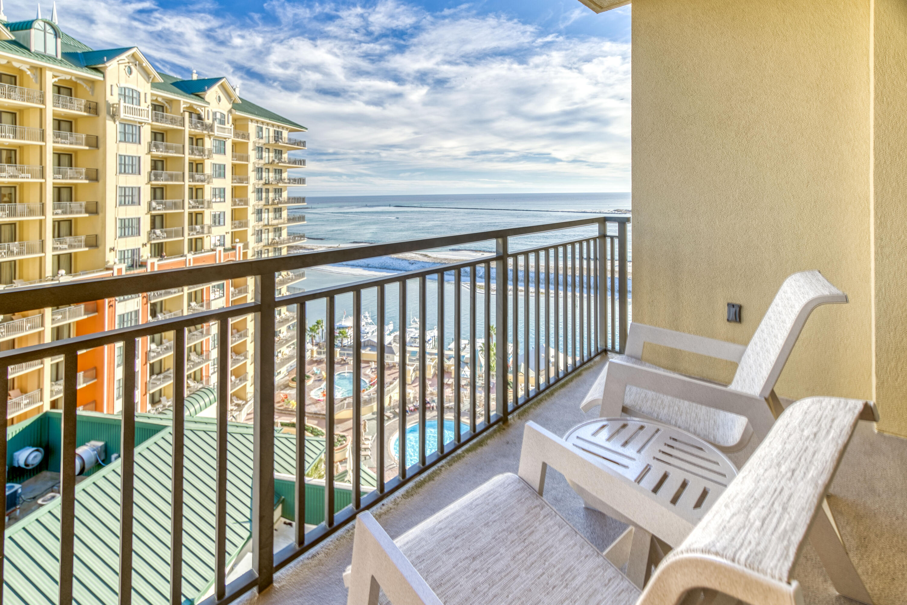 10 Harbor Boulevard, UNIT W1021