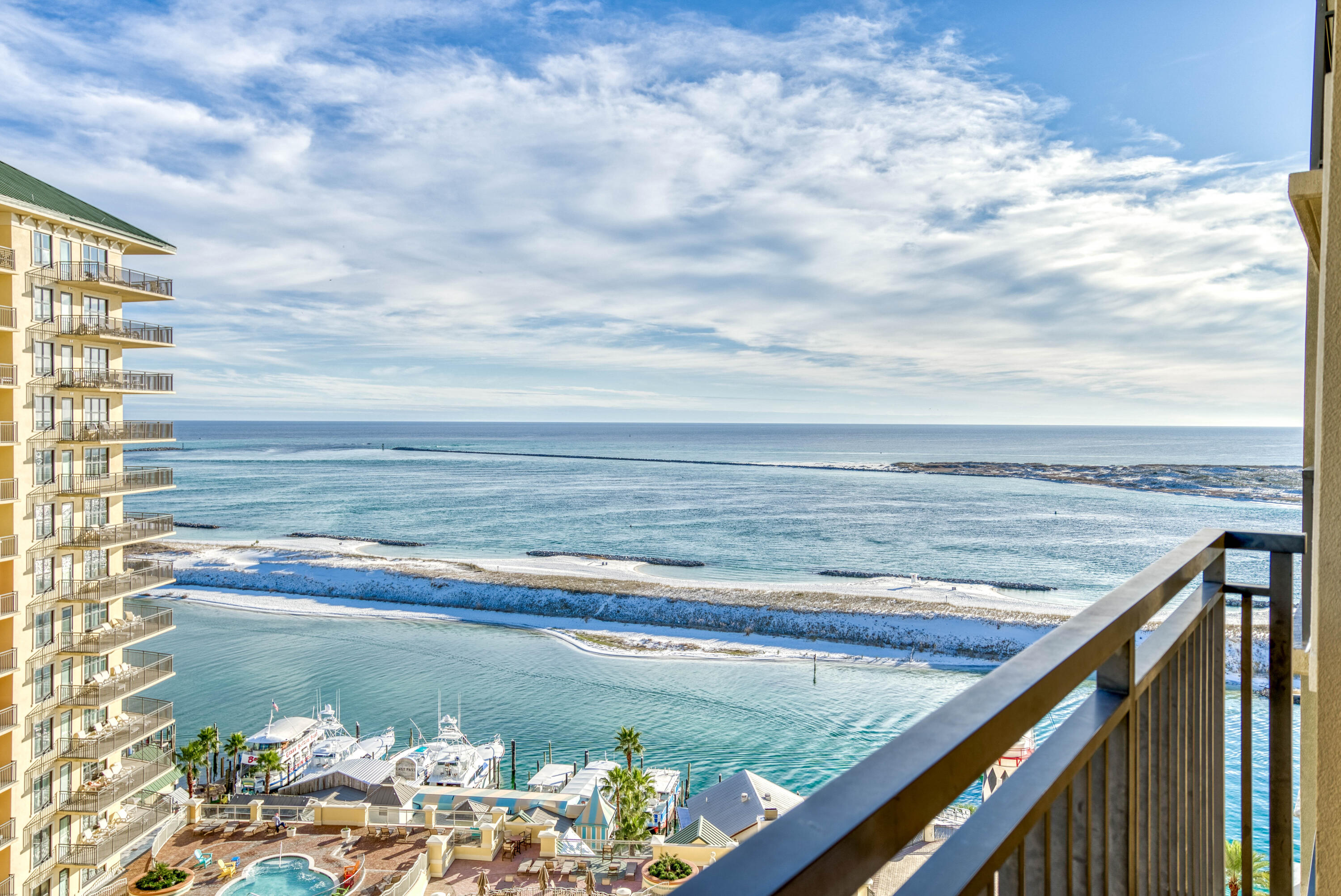 10 Harbor Boulevard, UNIT W1021