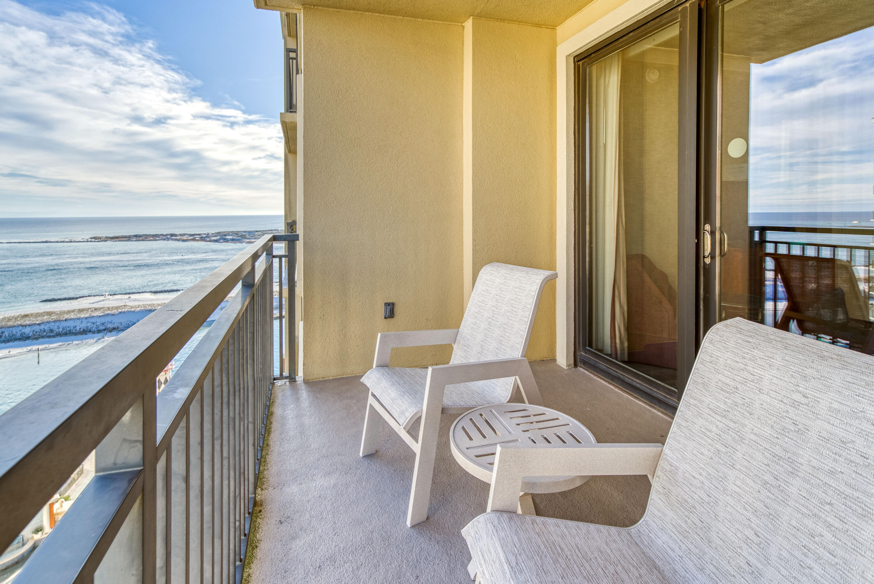 10 Harbor Boulevard, UNIT W1021