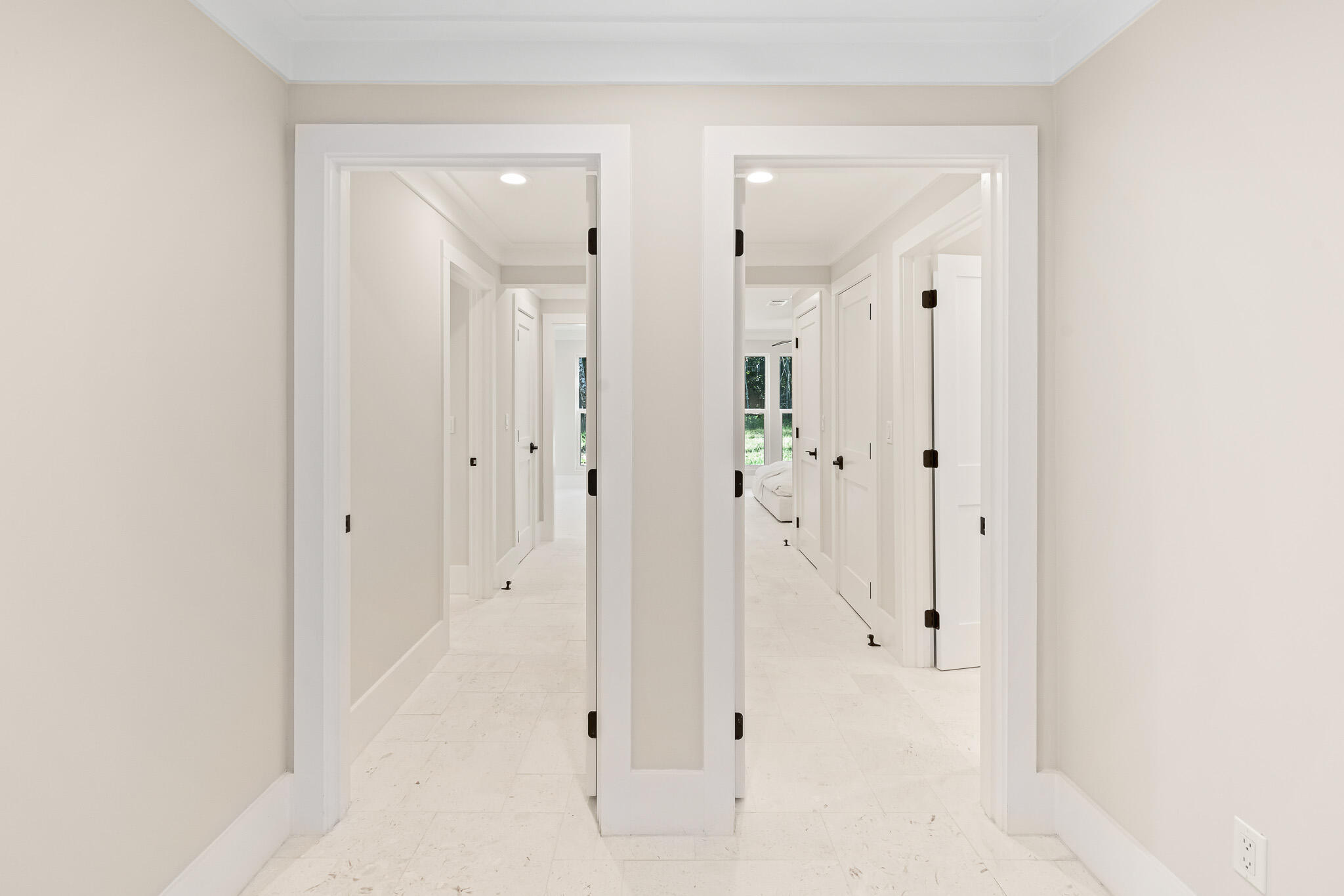 219 E Shallows Drive