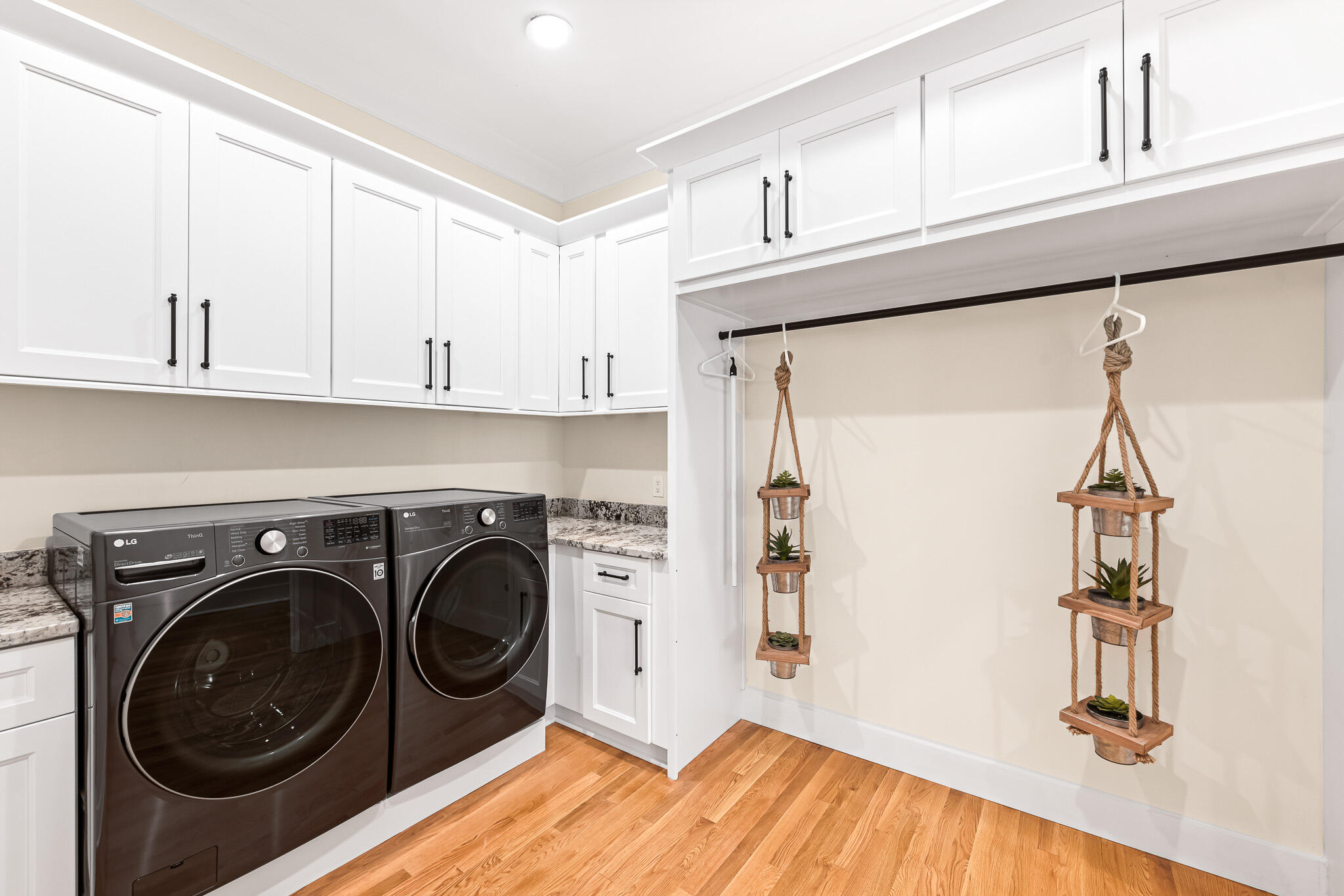 219 E Shallows Drive