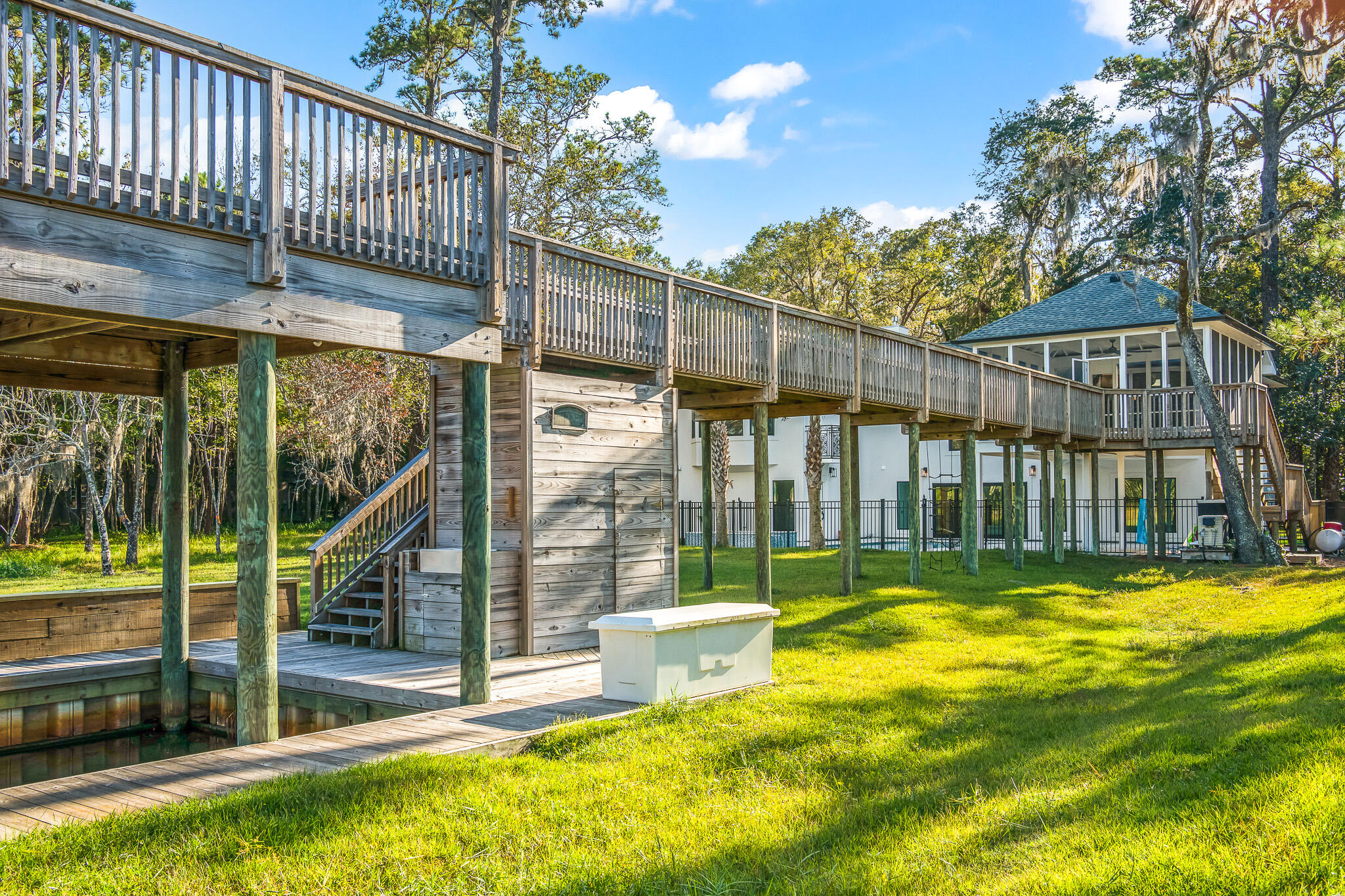 219 E Shallows Drive