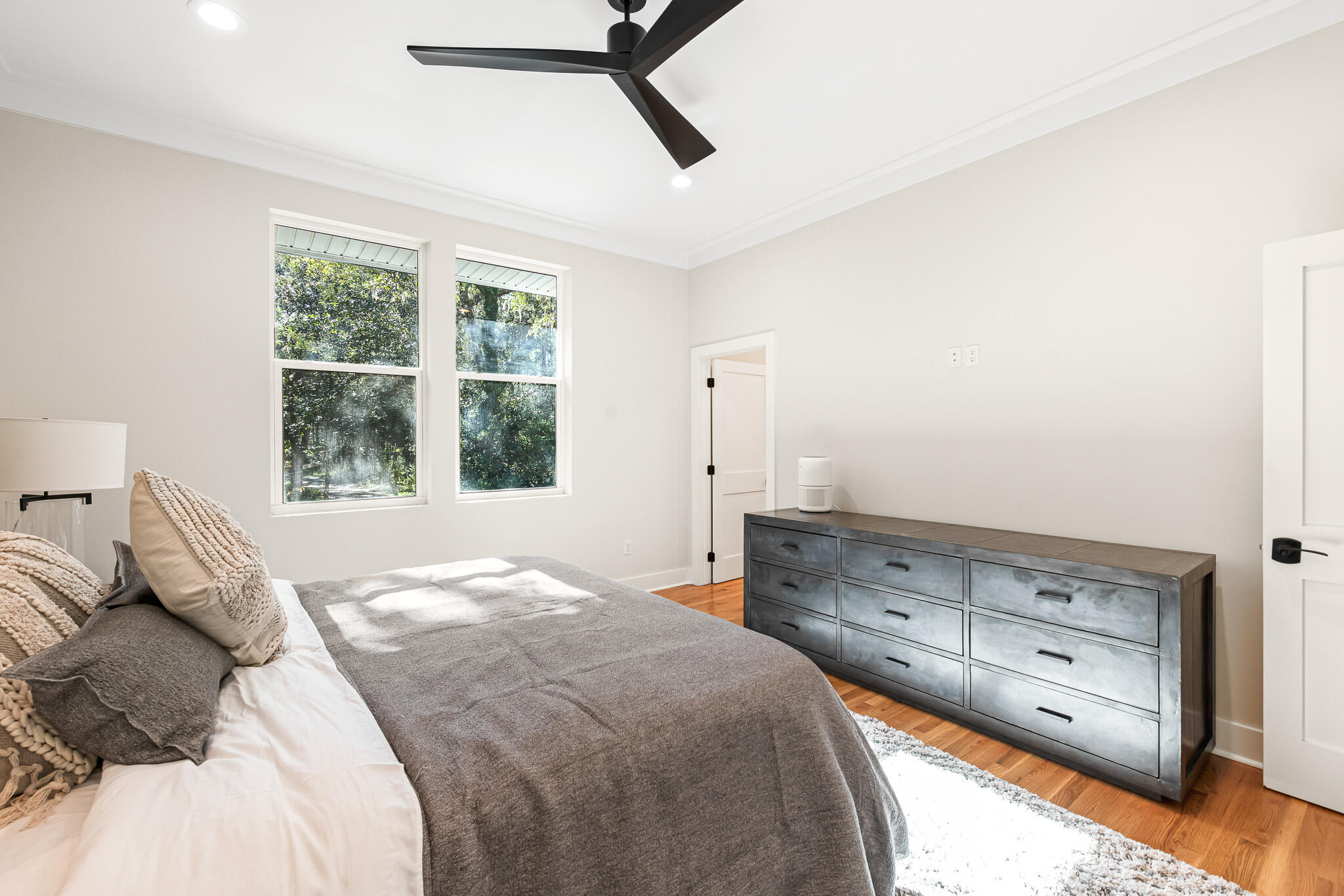 219 E Shallows Drive