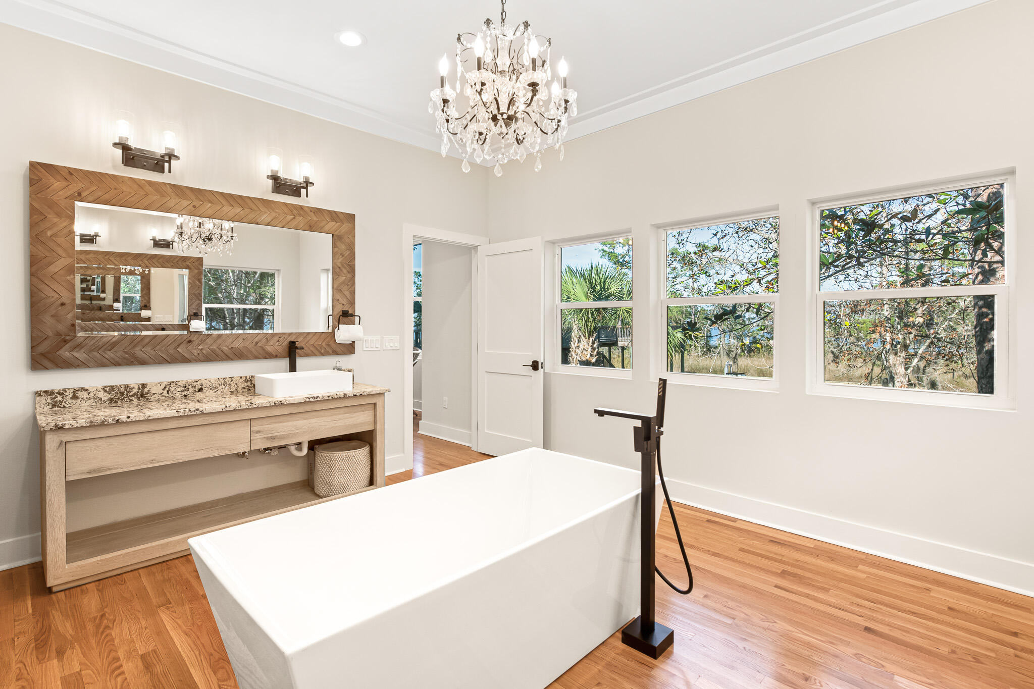 219 E Shallows Drive