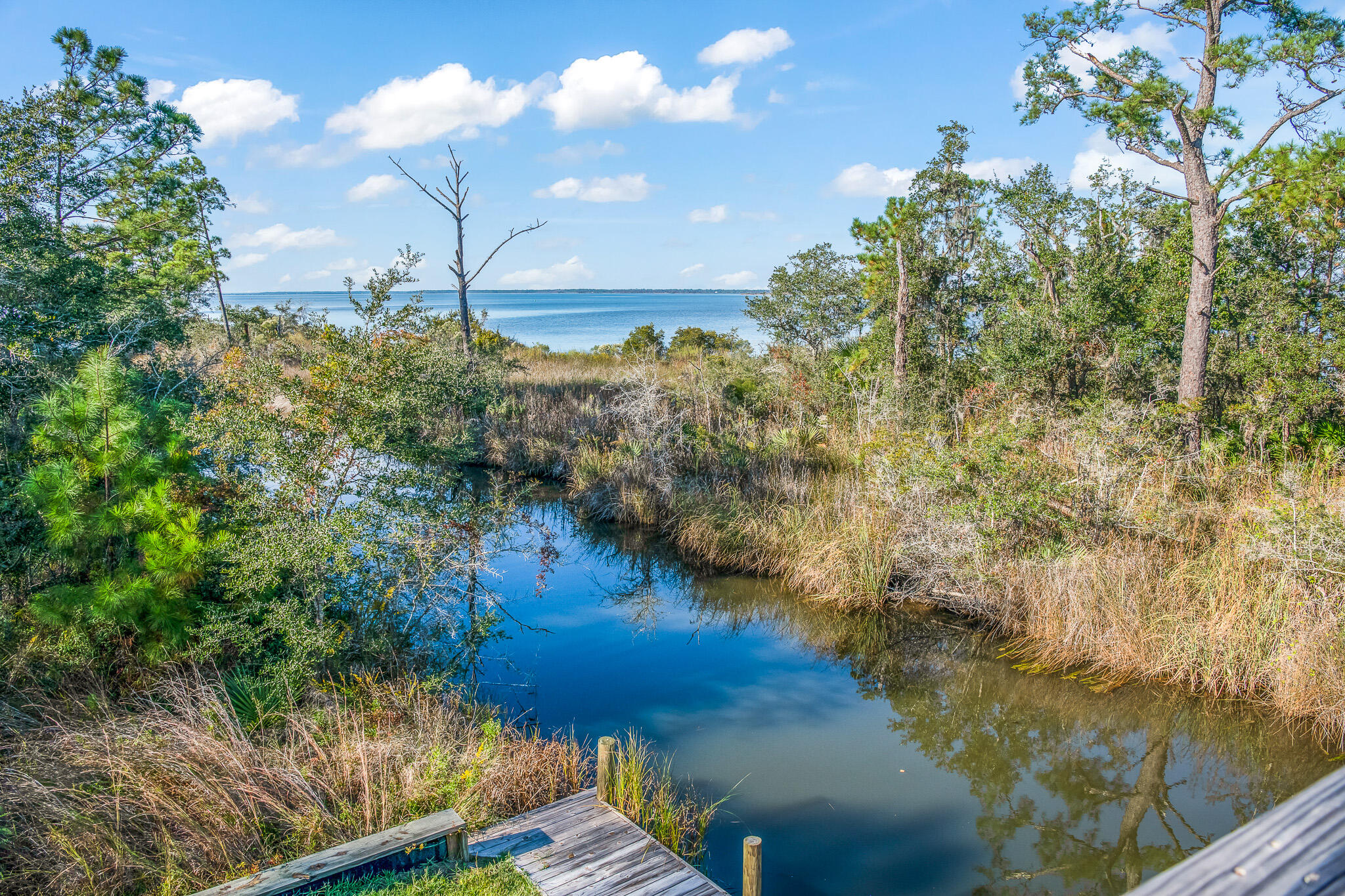 219 E Shallows Drive