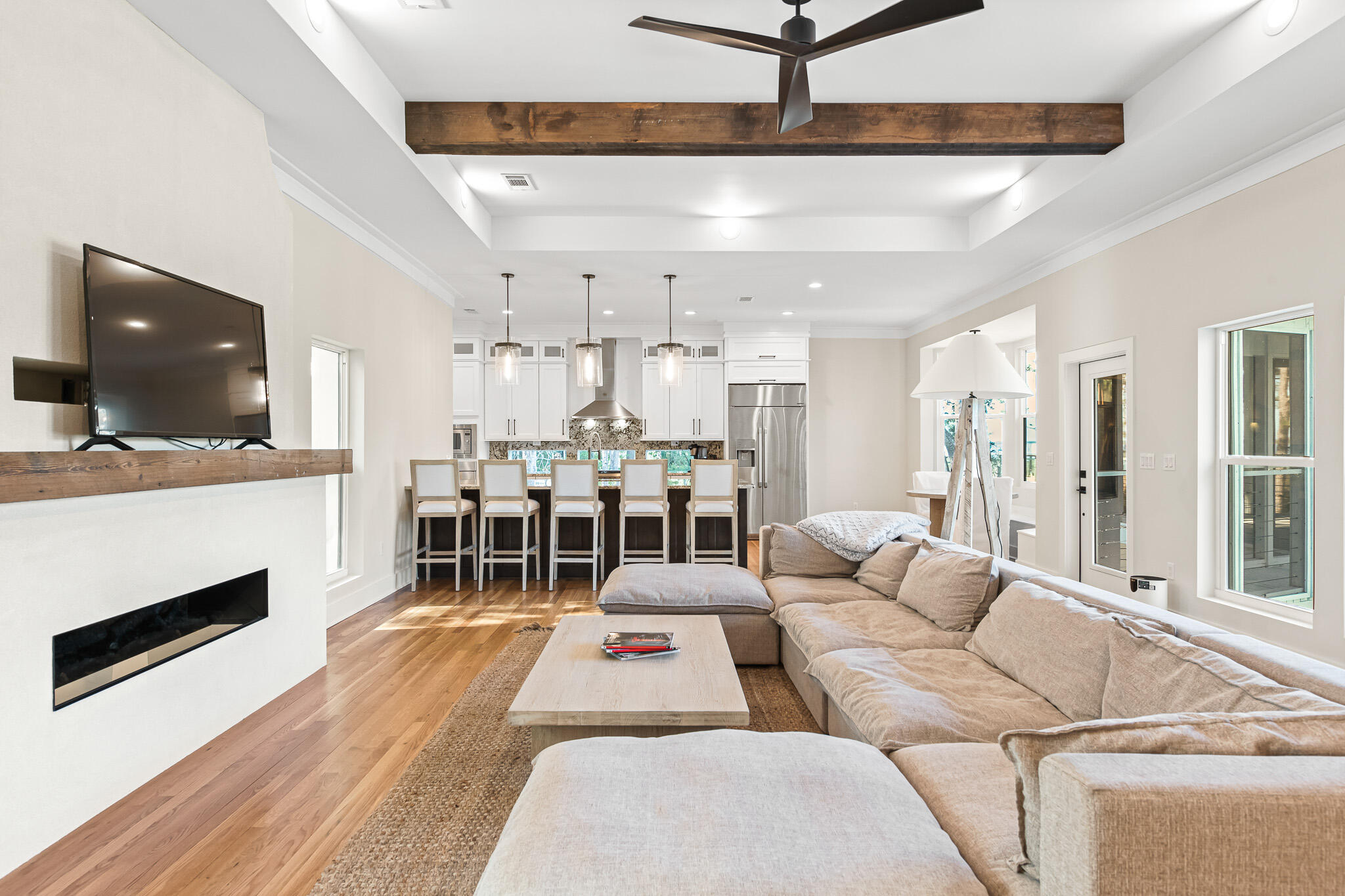 219 E Shallows Drive