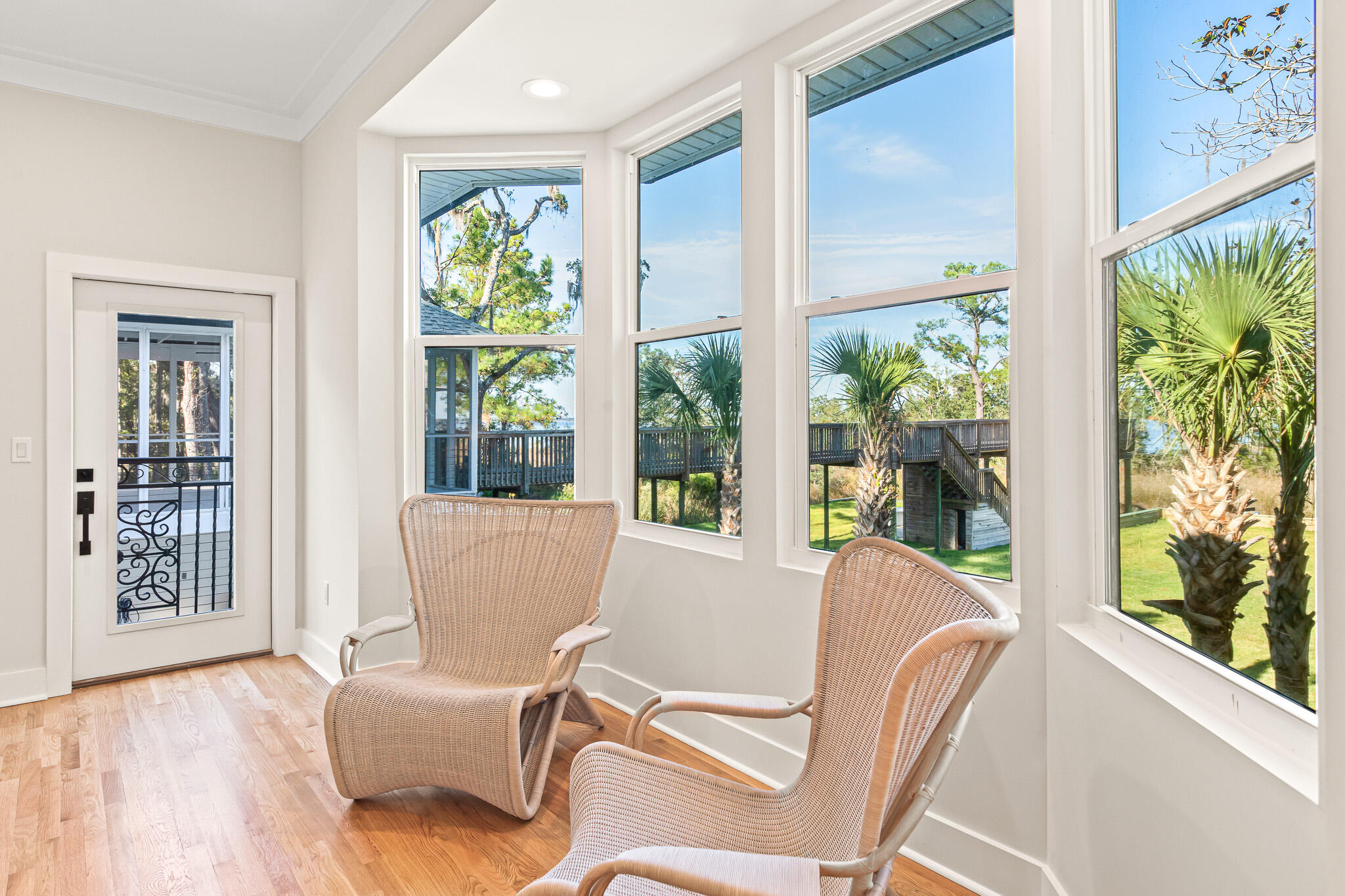 219 E Shallows Drive