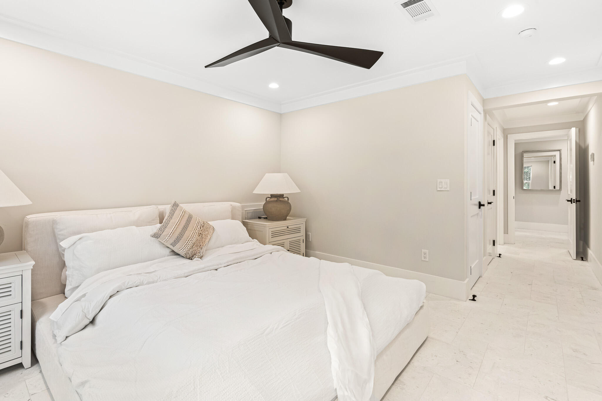 219 E Shallows Drive