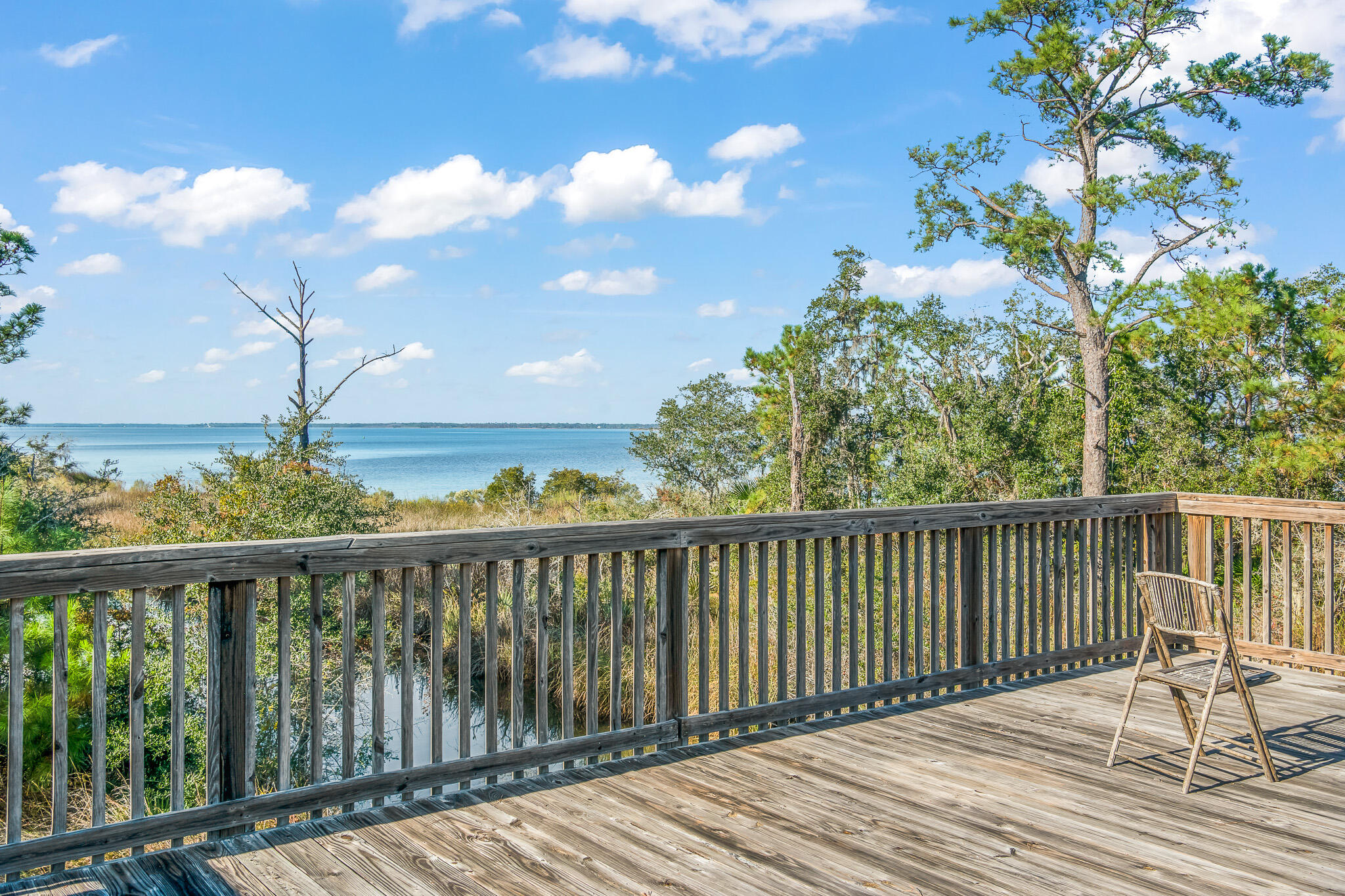 219 E Shallows Drive
