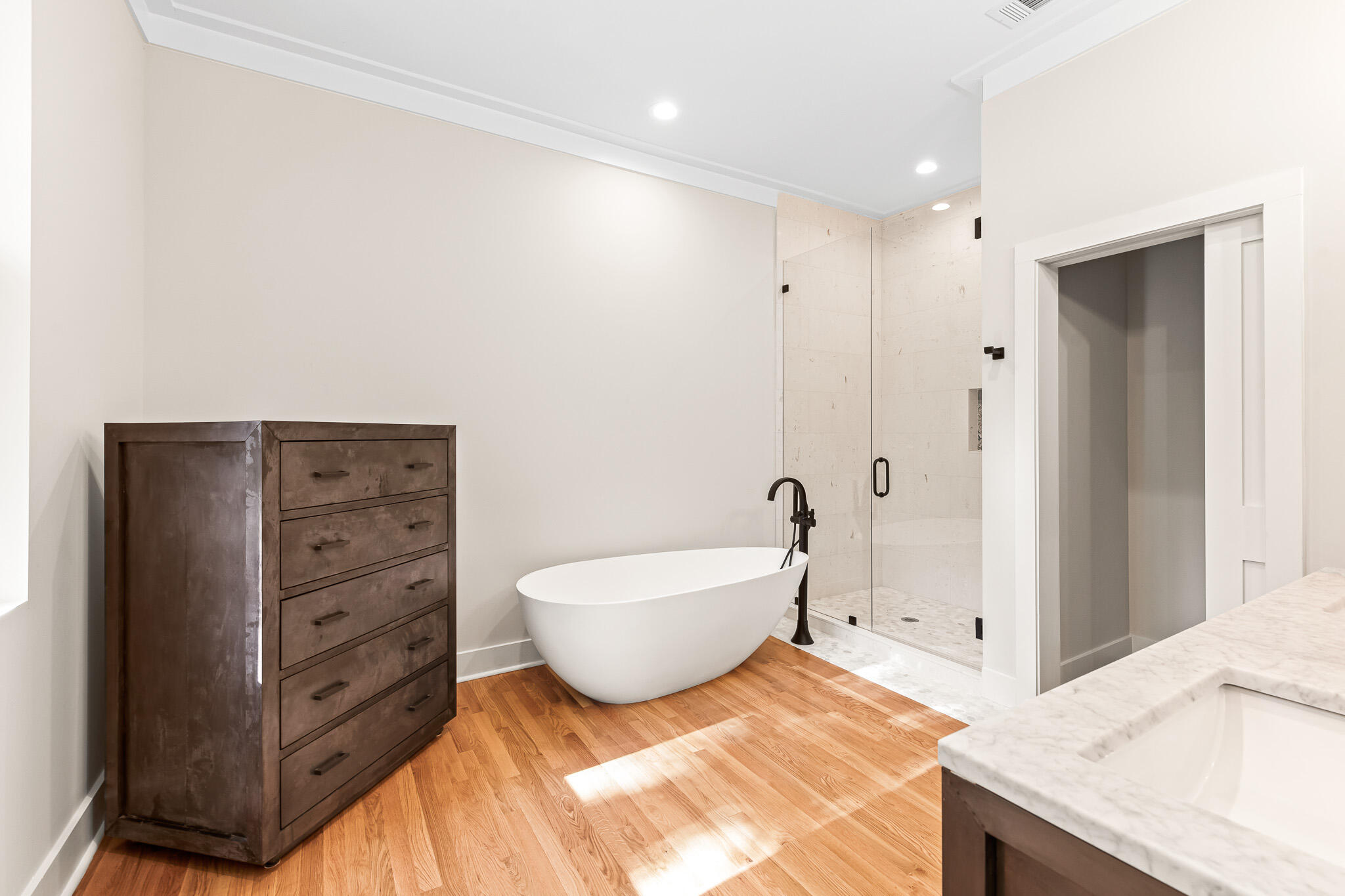 219 E Shallows Drive