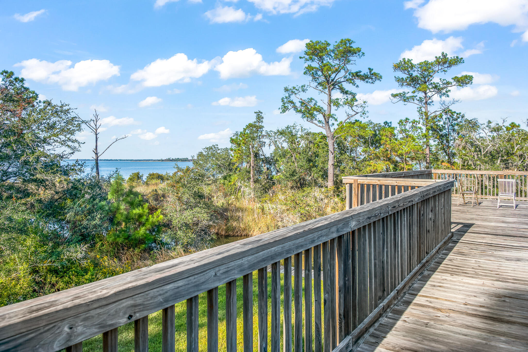 219 E Shallows Drive