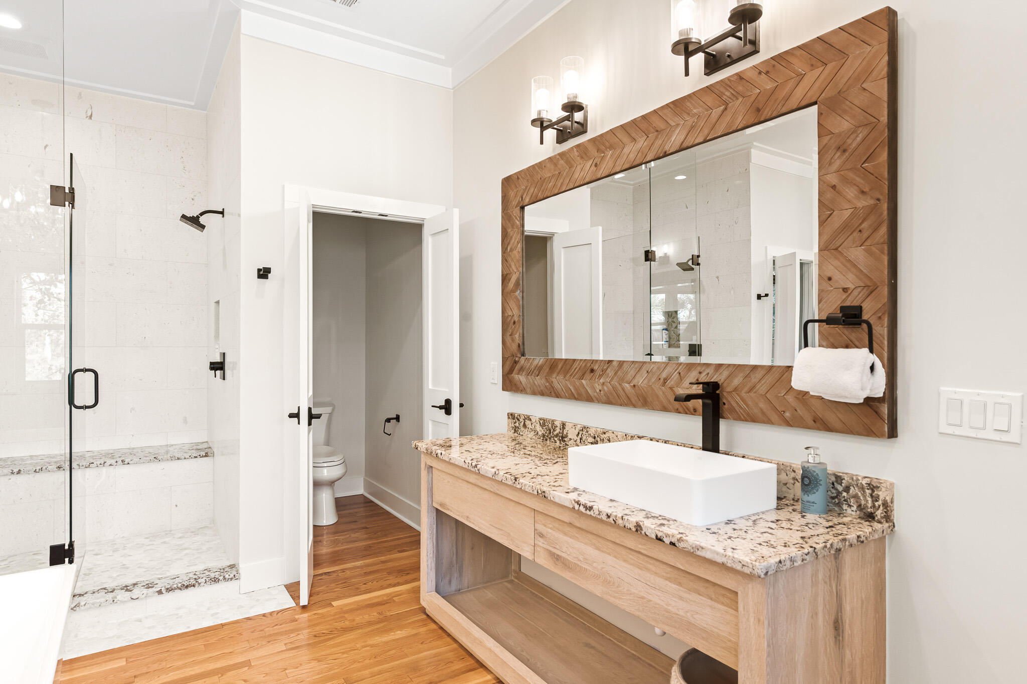 219 E Shallows Drive