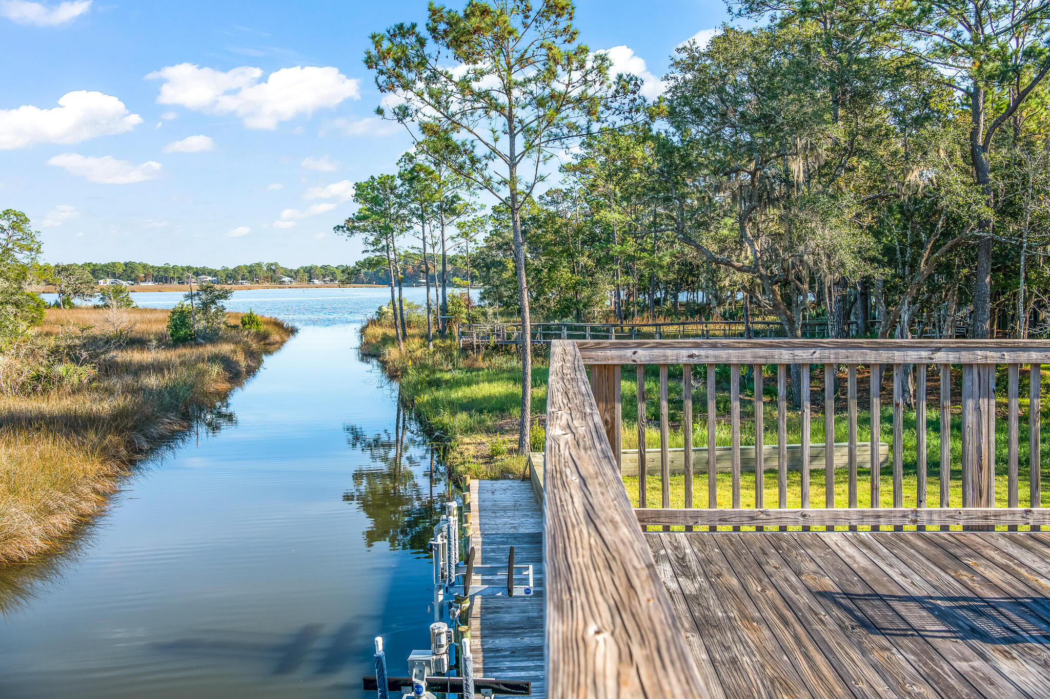 219 E Shallows Drive