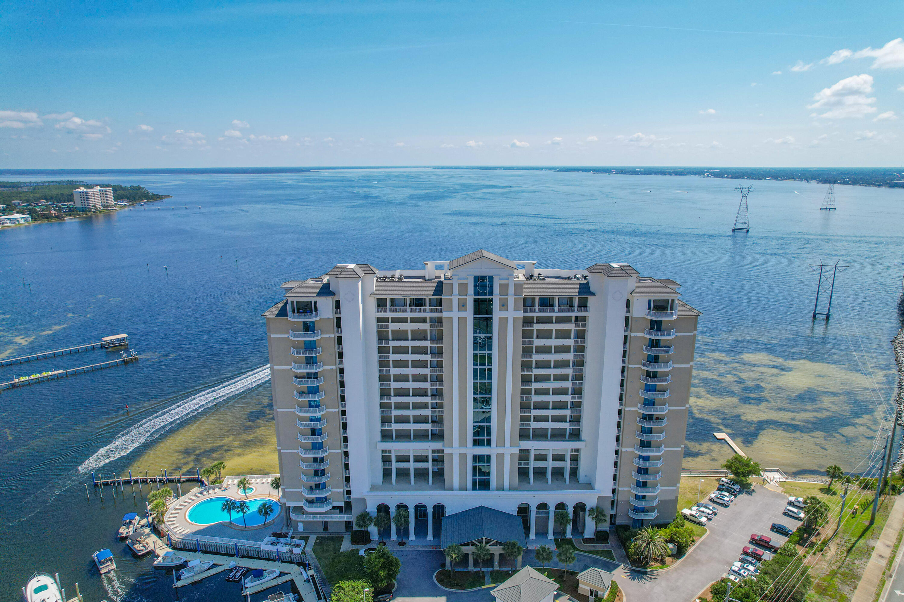 6422 W Highway 98, 1405