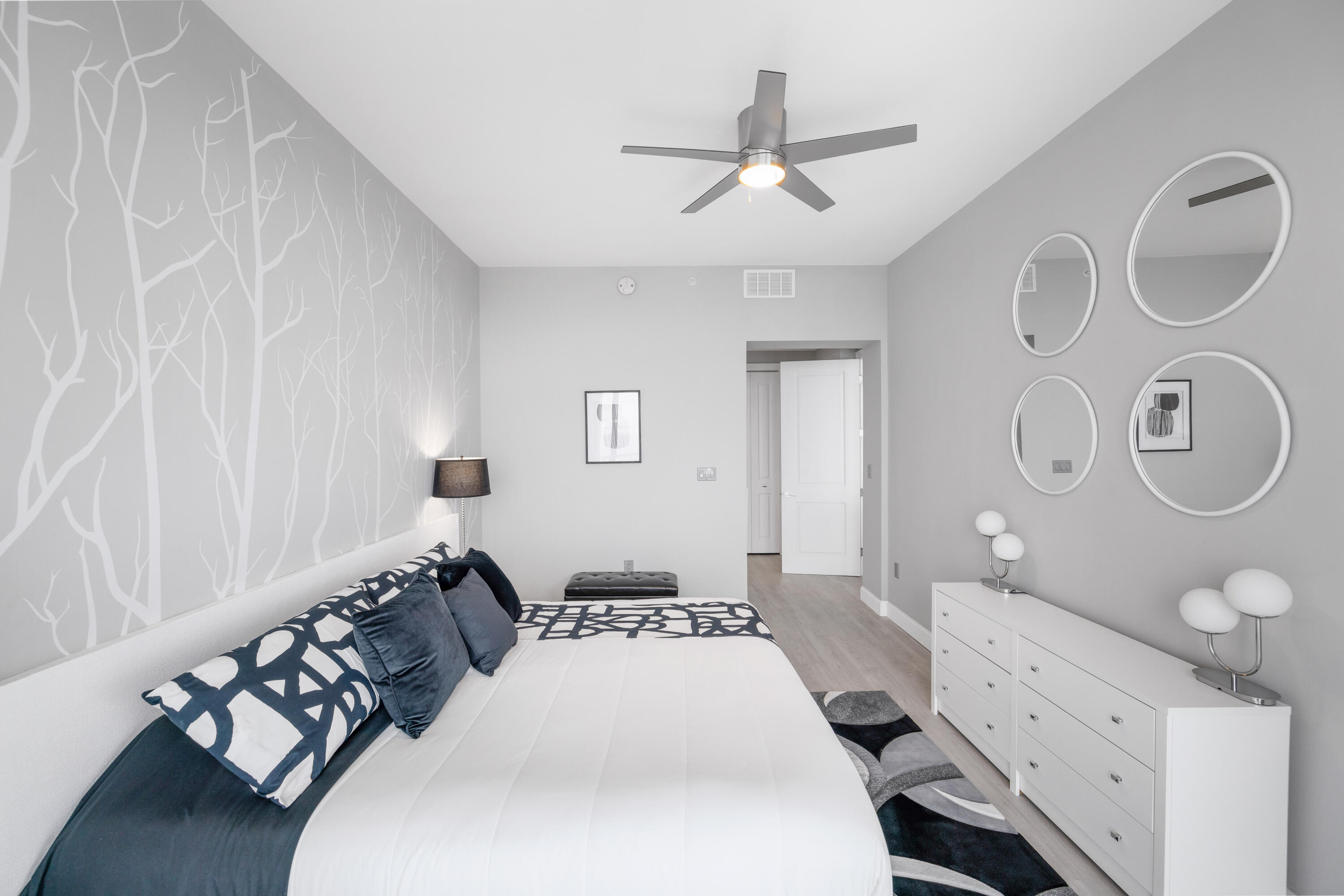 6422 W Highway 98, 1405