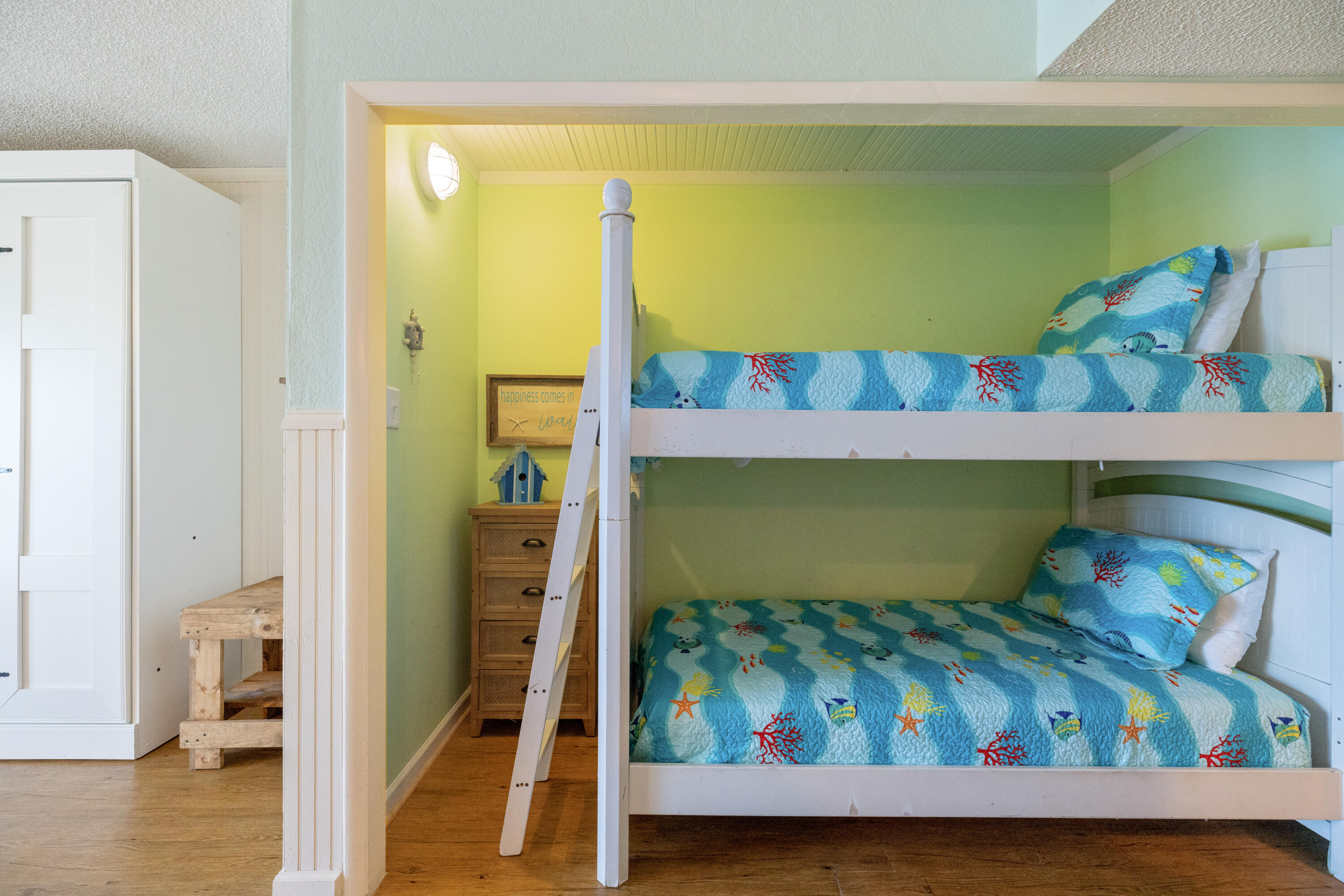 6213 Thomas Drive, 104