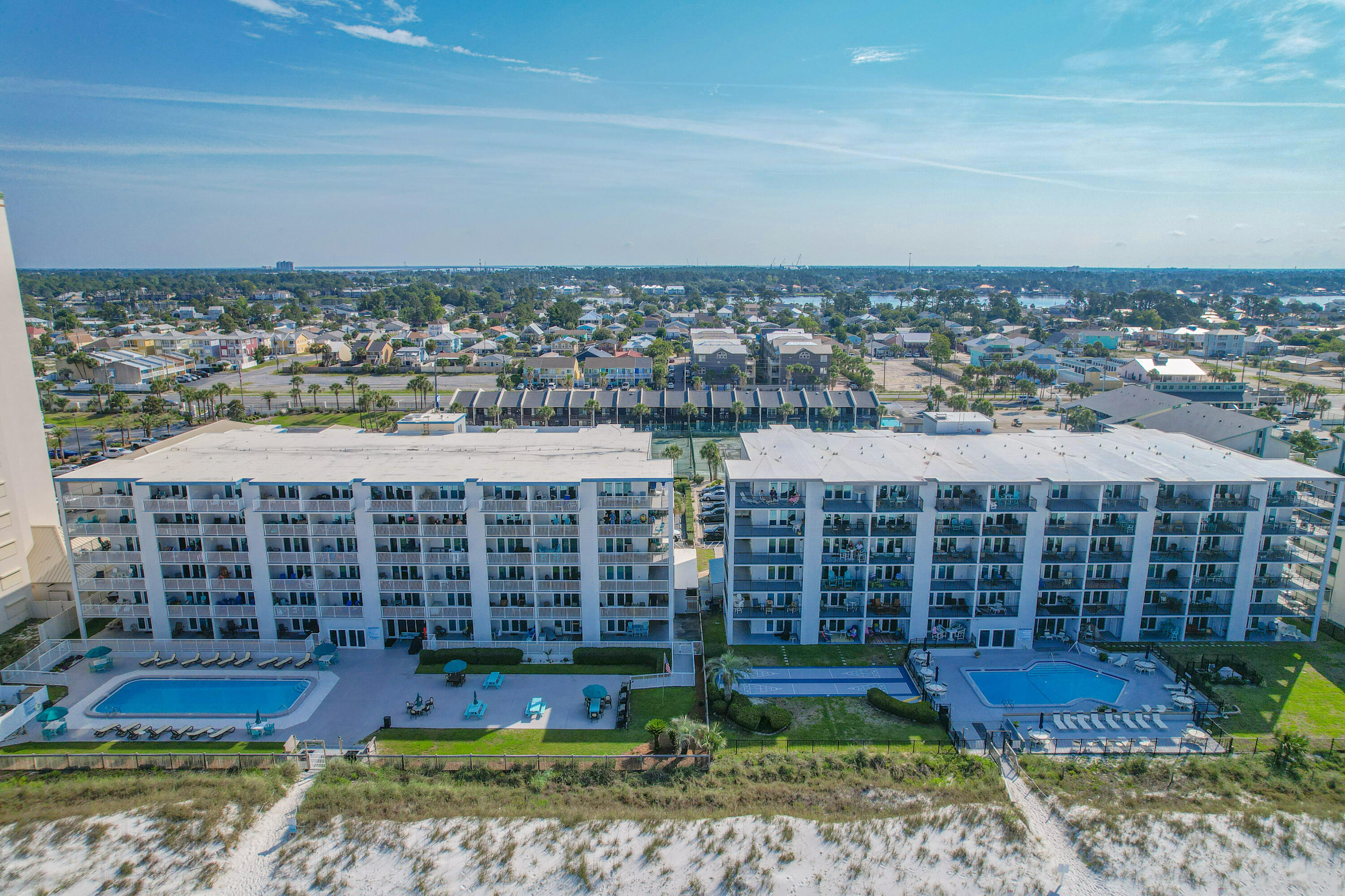 6213 Thomas Drive, 104