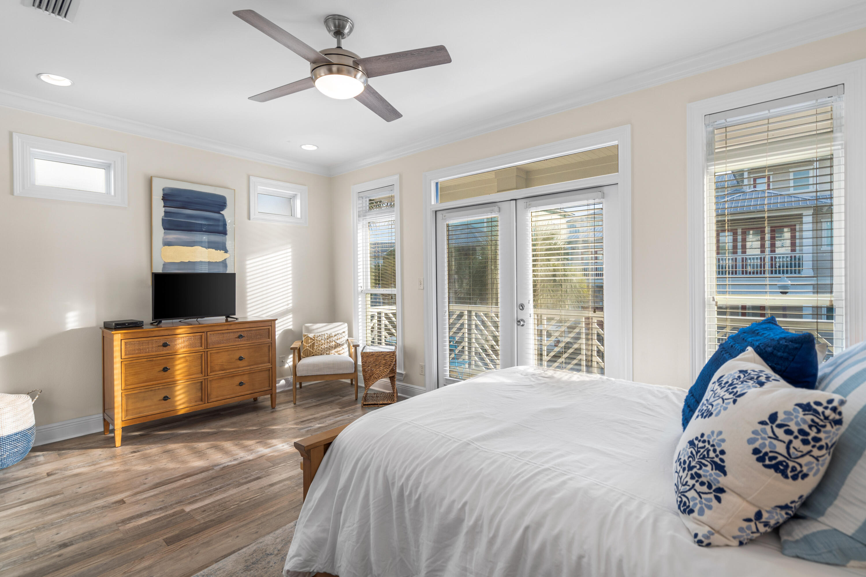 61 W Seacrest Beach Boulevard