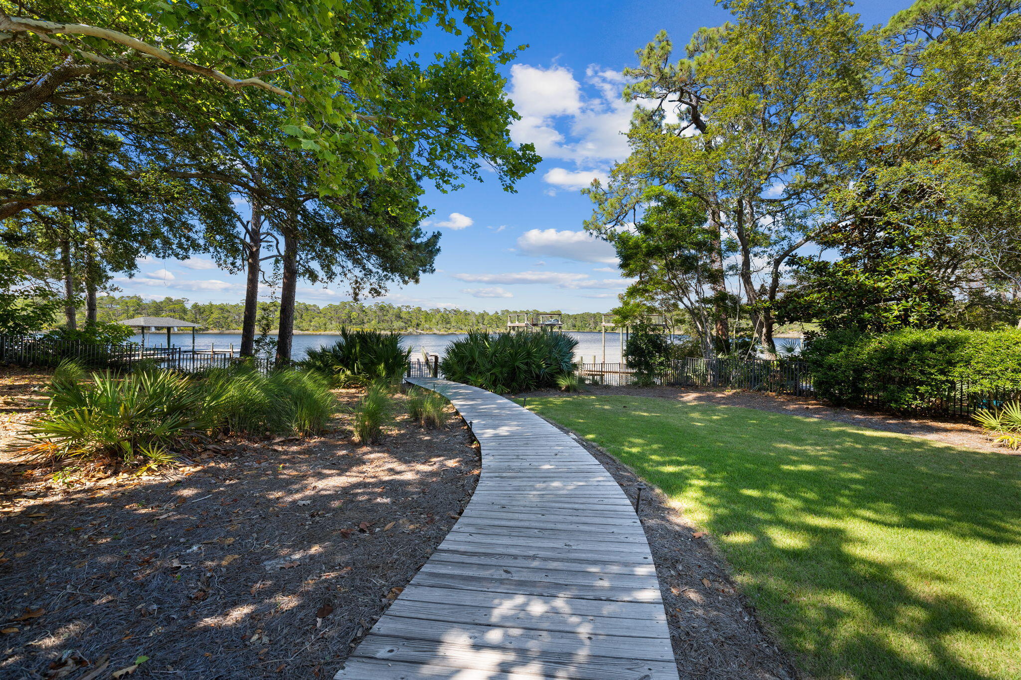 64 Grande Pointe Drive