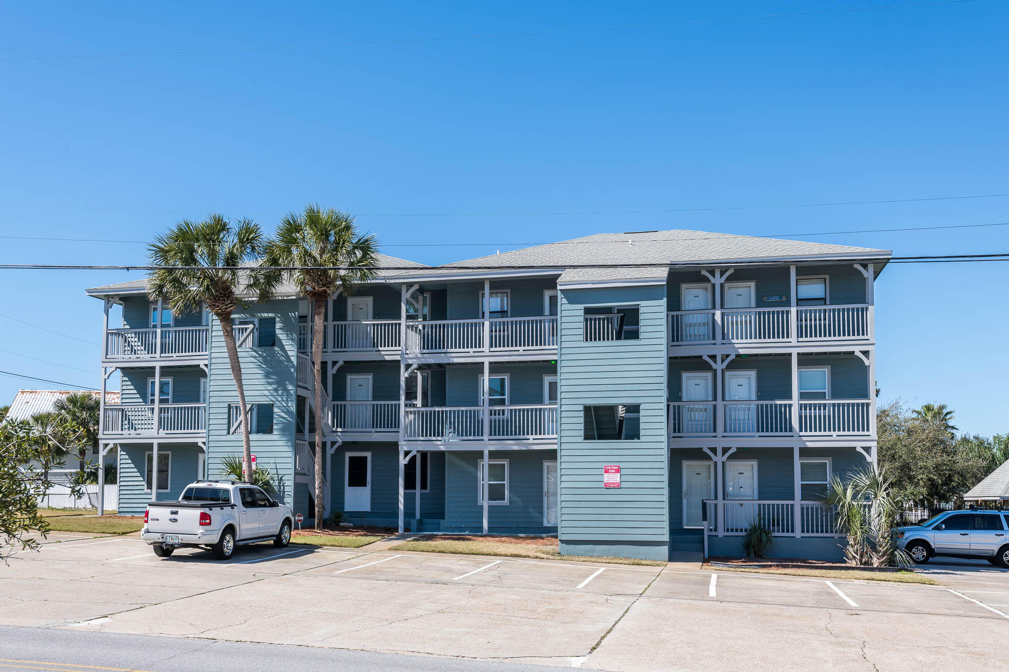 126 S Walton Lakeshore Drive, UNIT 101