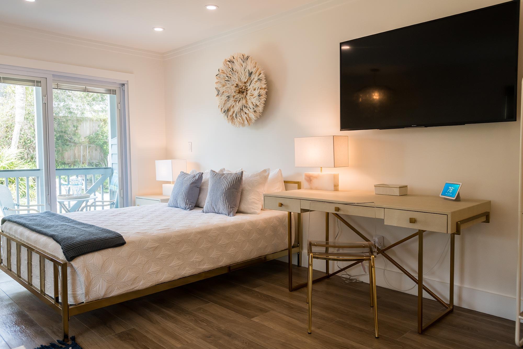 126 S Walton Lakeshore Drive, UNIT 101