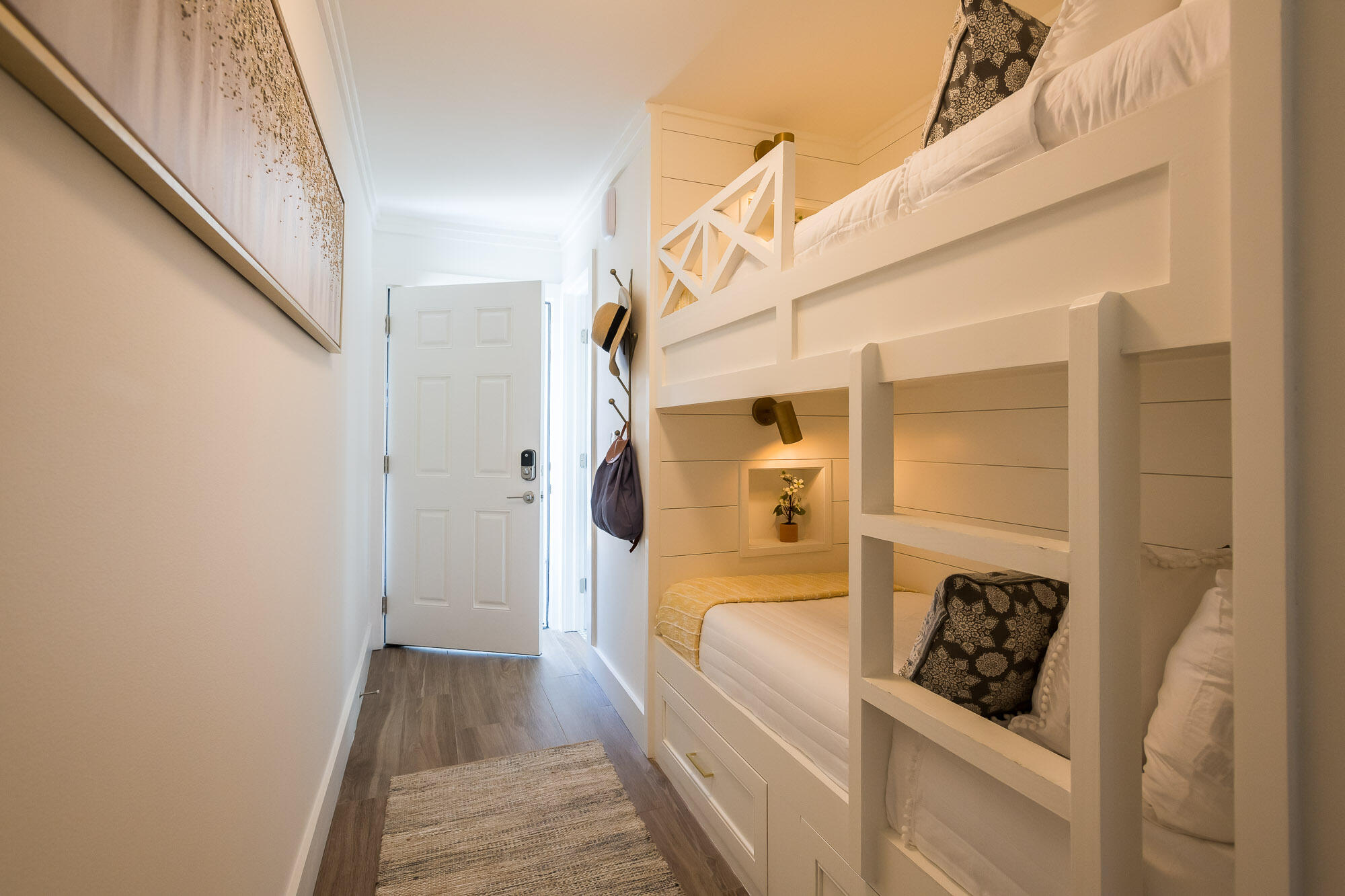 126 S Walton Lakeshore Drive, UNIT 101