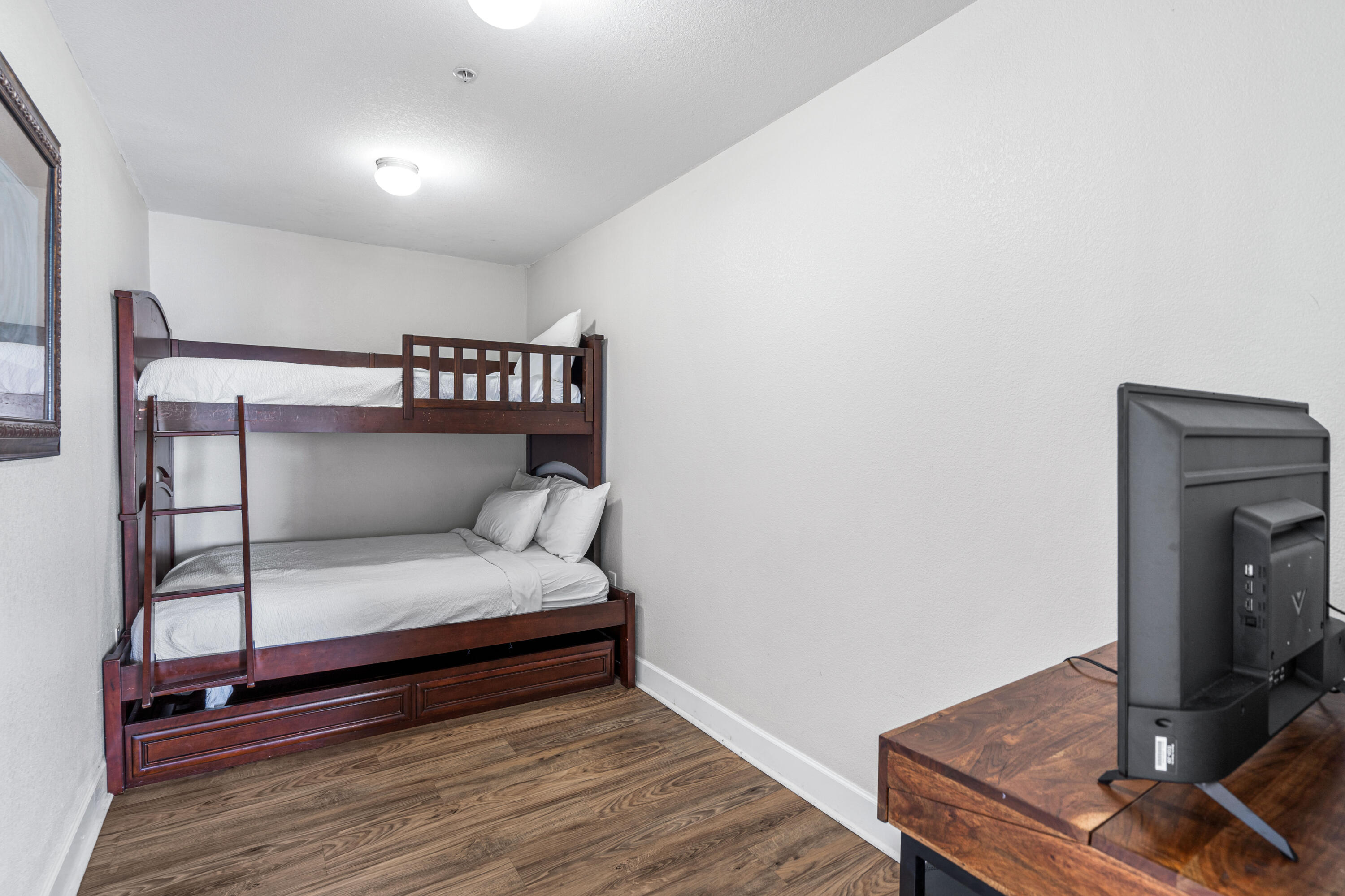 16819 Front Beach Road, 1001