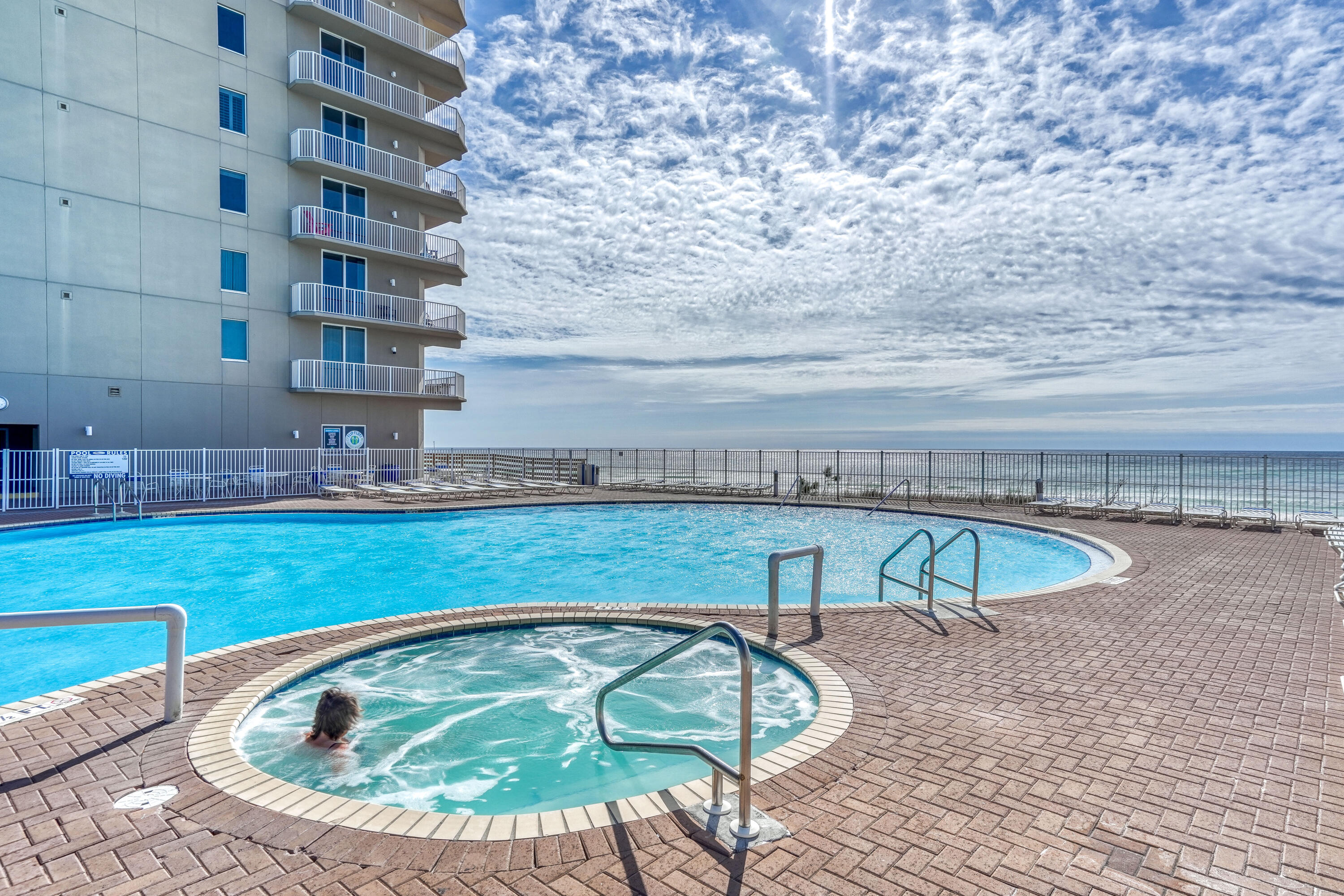 16819 Front Beach Road, 1001