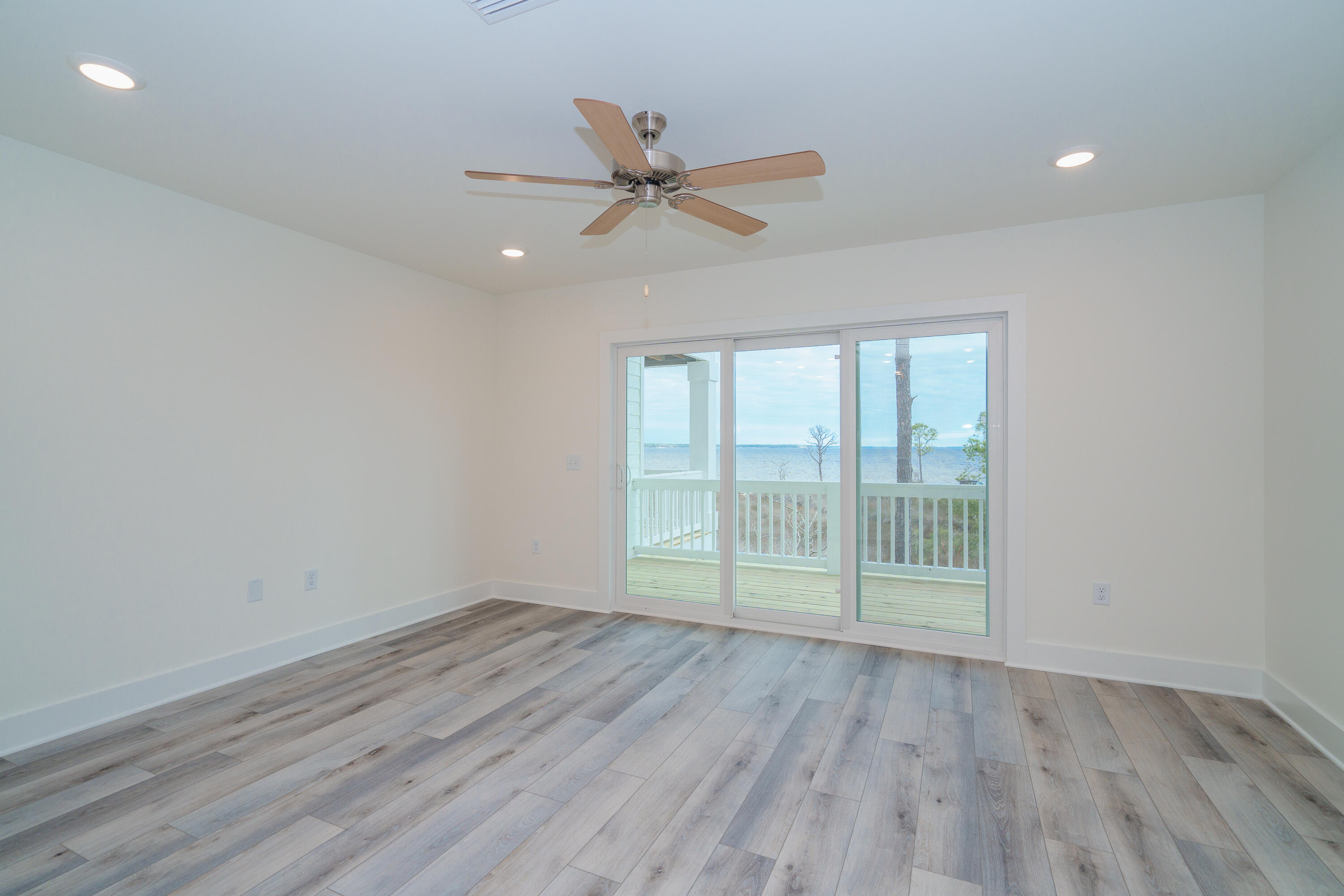 16132 Innerarity Point Road, 18