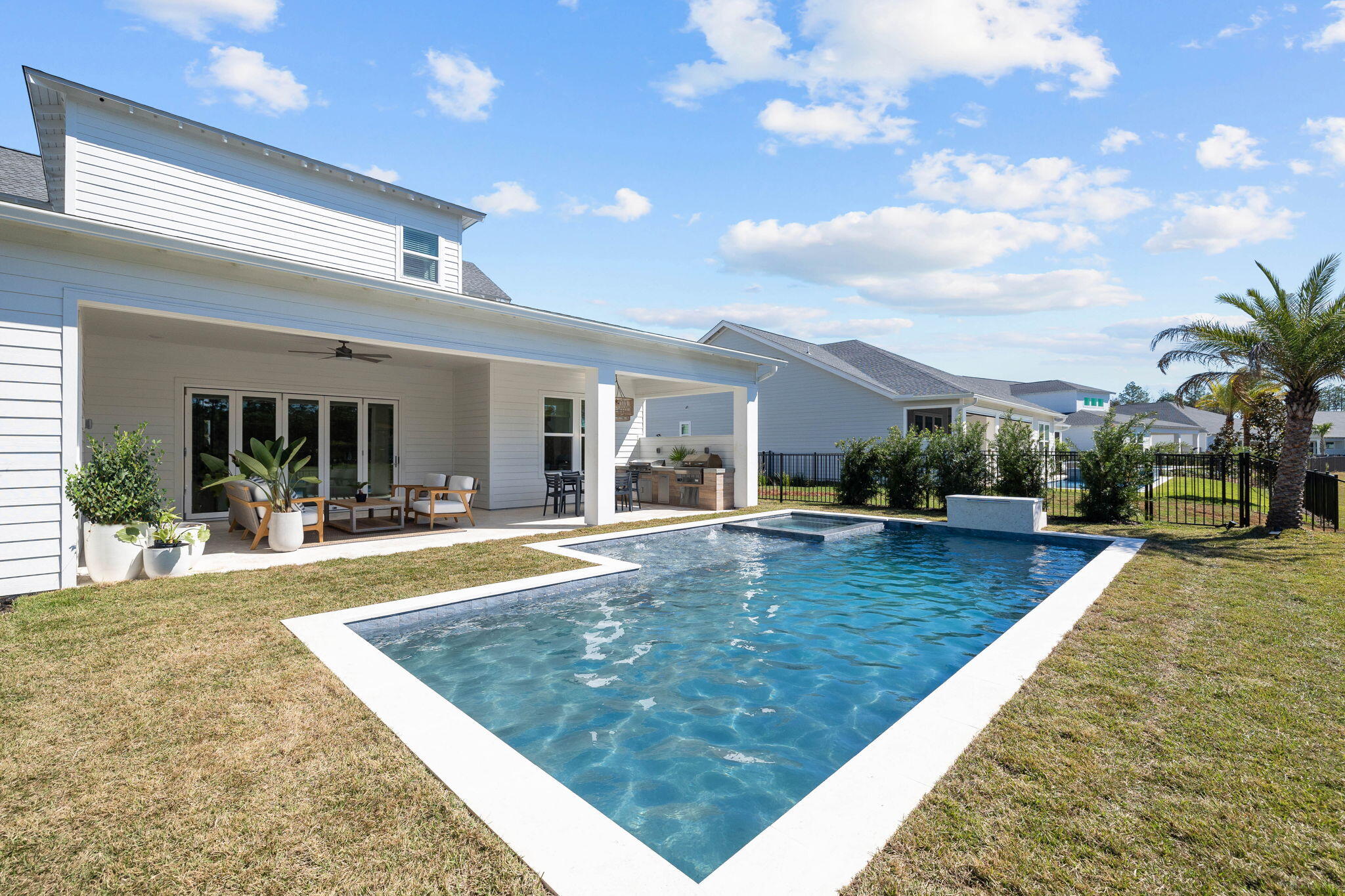 351 W Lafayette Road