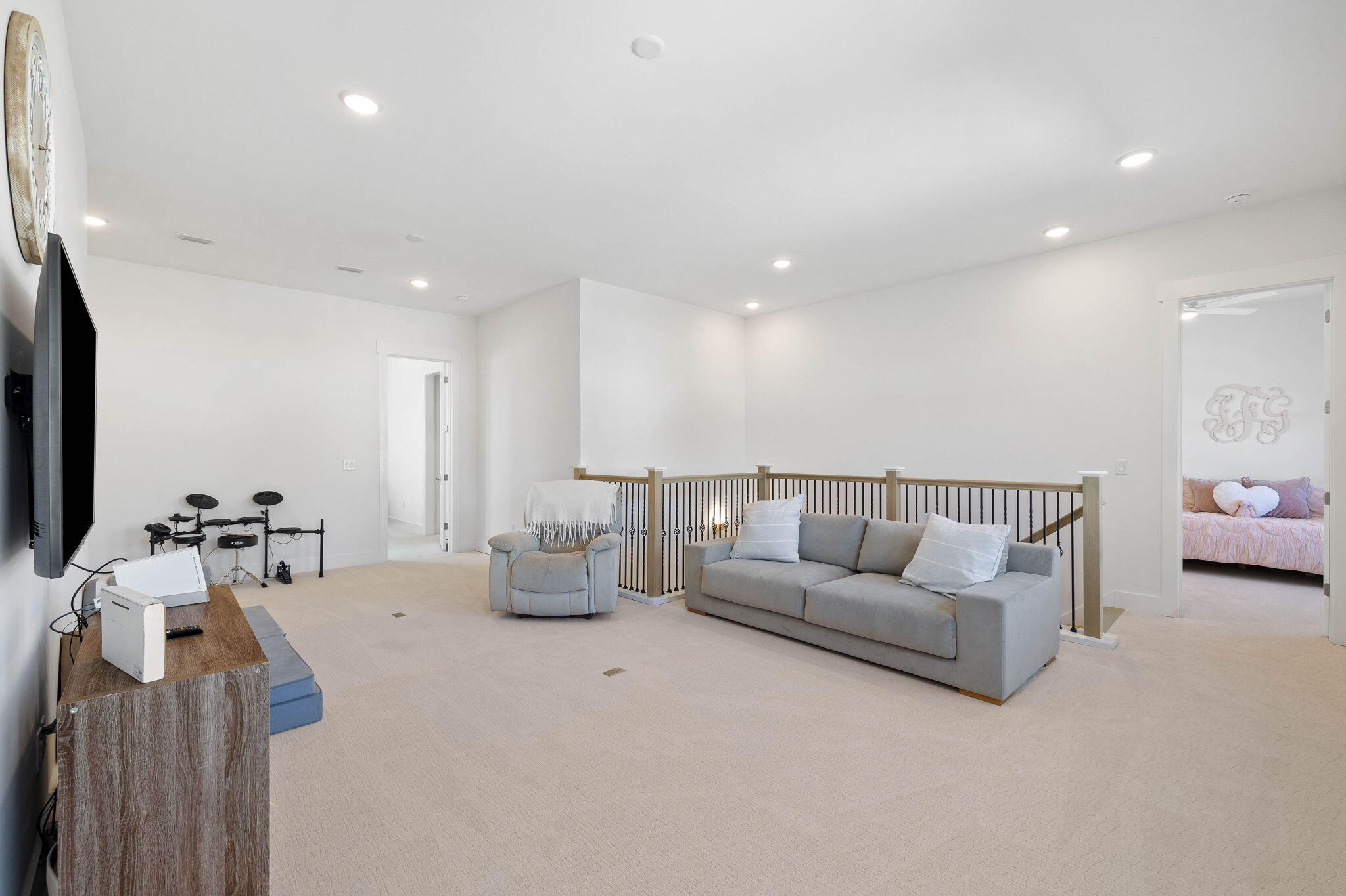 351 W Lafayette Road