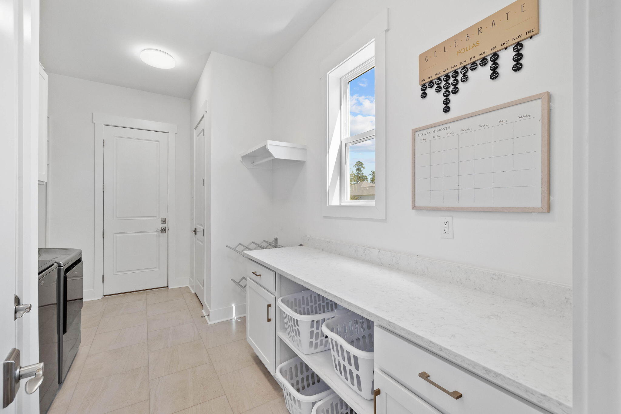 351 W Lafayette Road