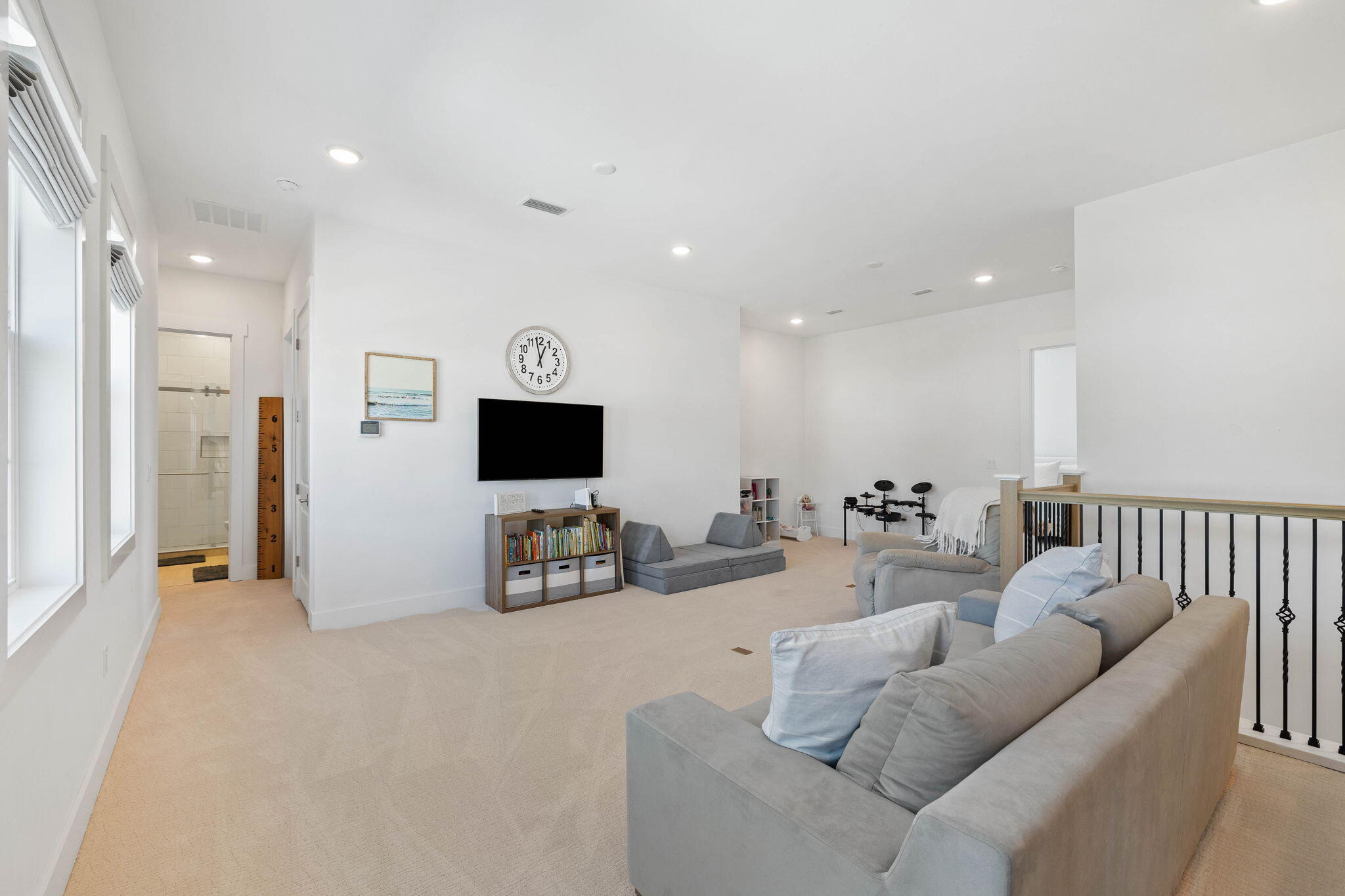 351 W Lafayette Road