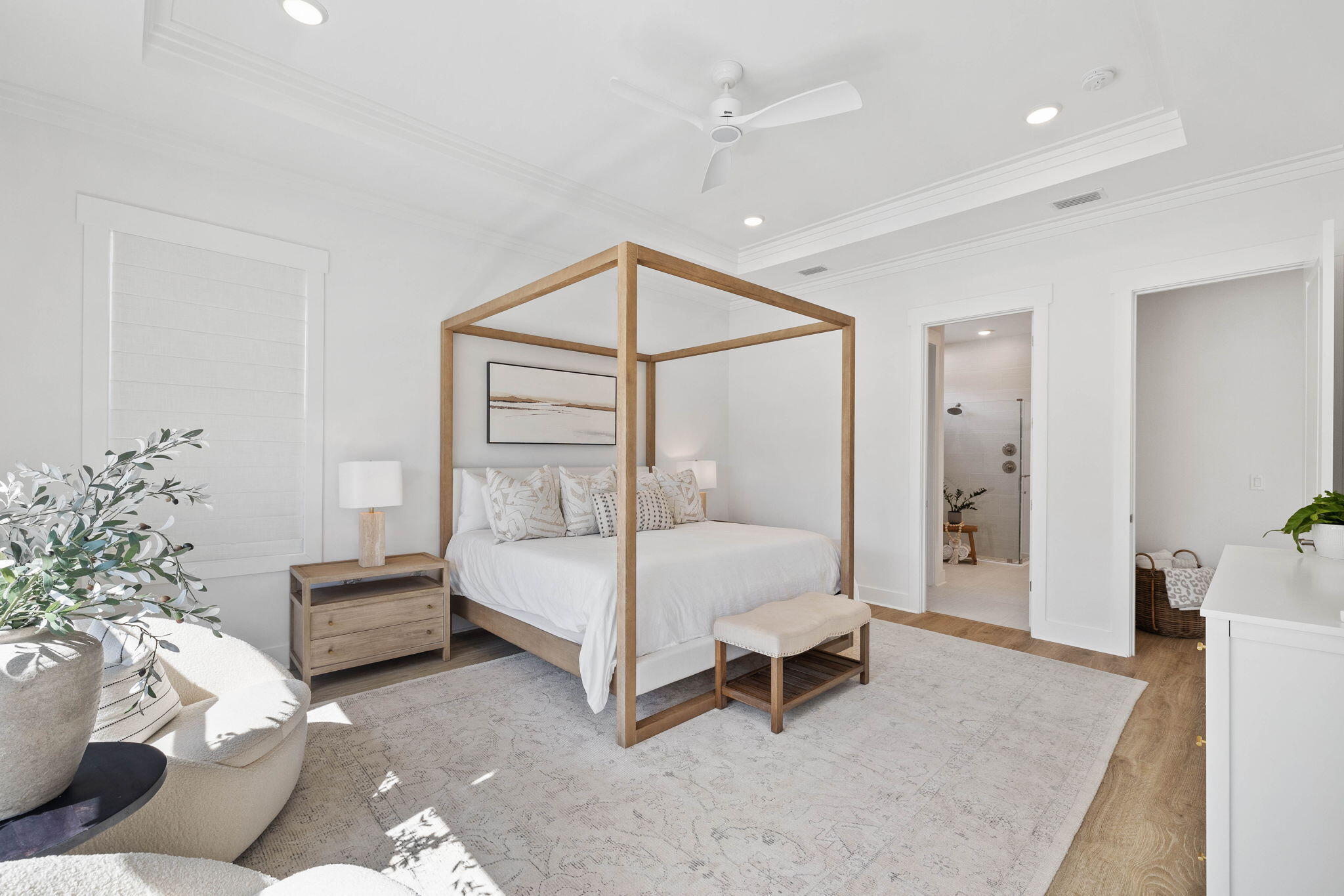 351 W Lafayette Road