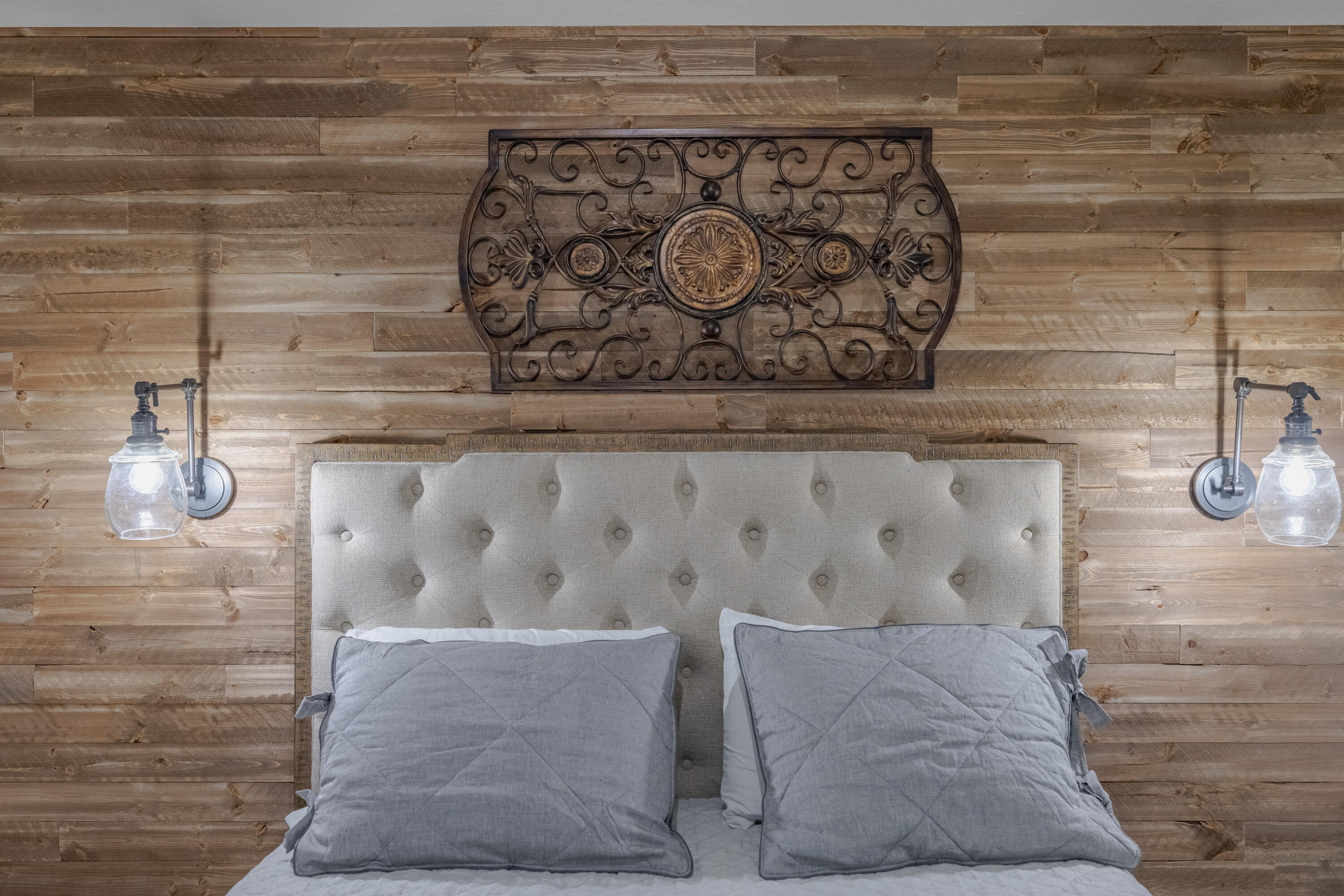 15817 Front Beach Road, 1208