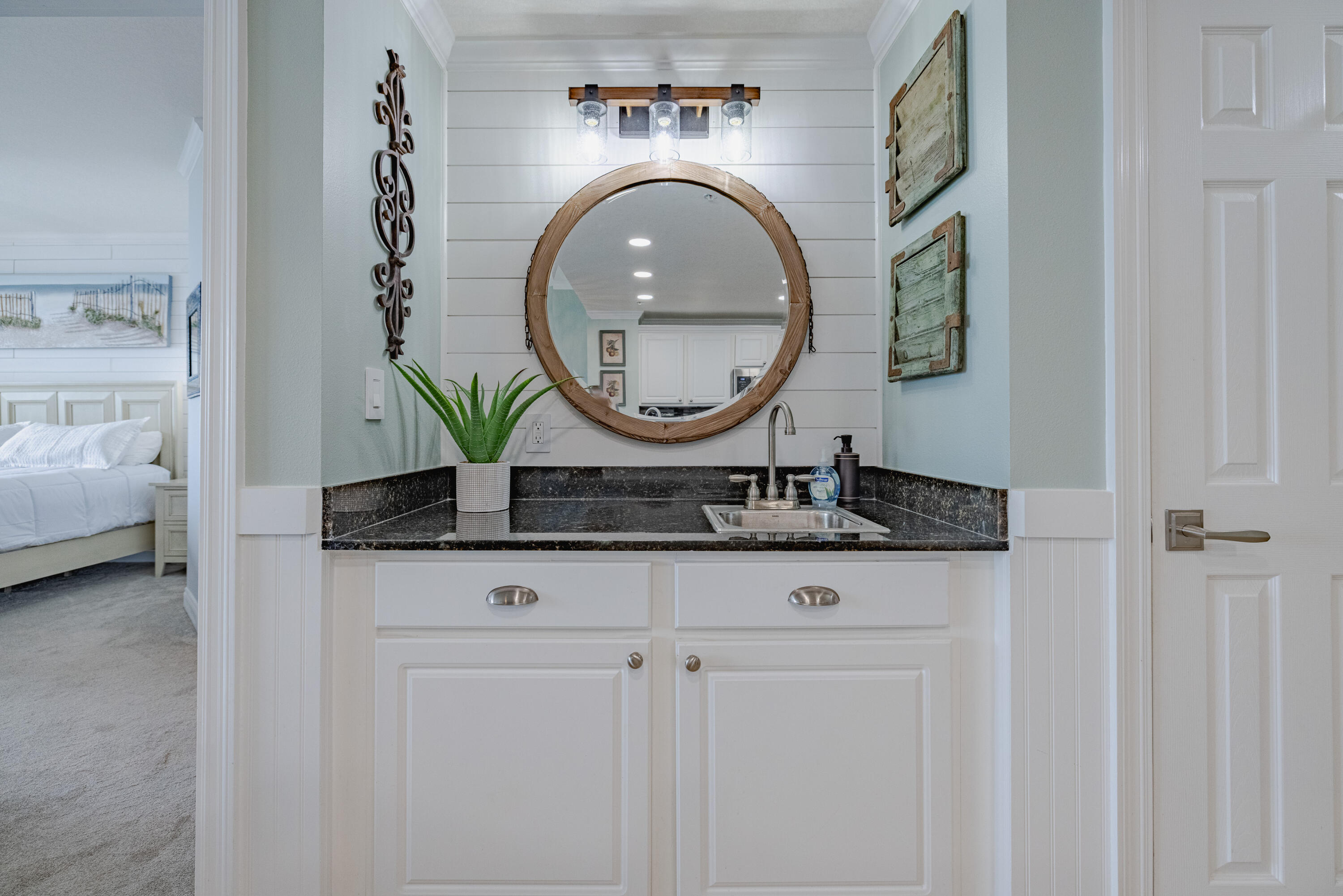 15817 Front Beach Road, 1208