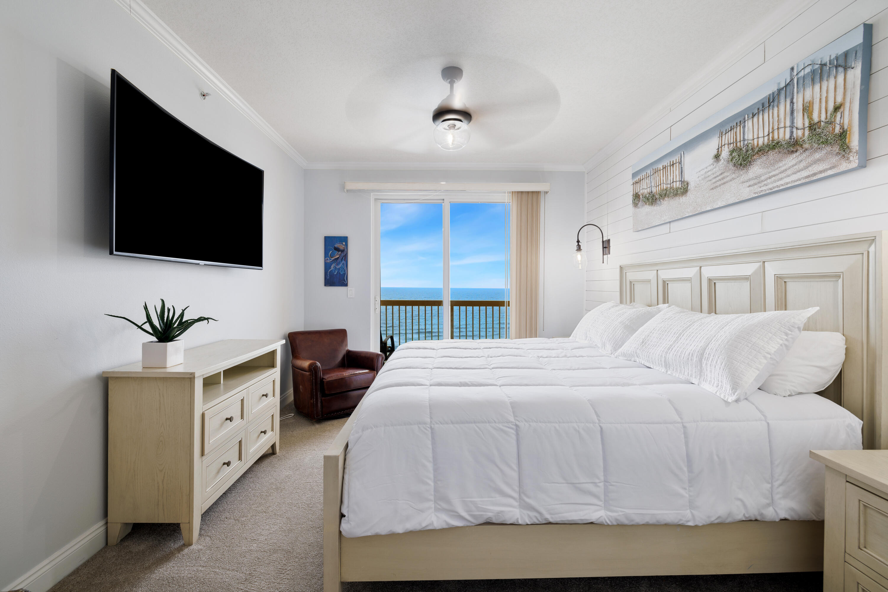 15817 Front Beach Road, 1208