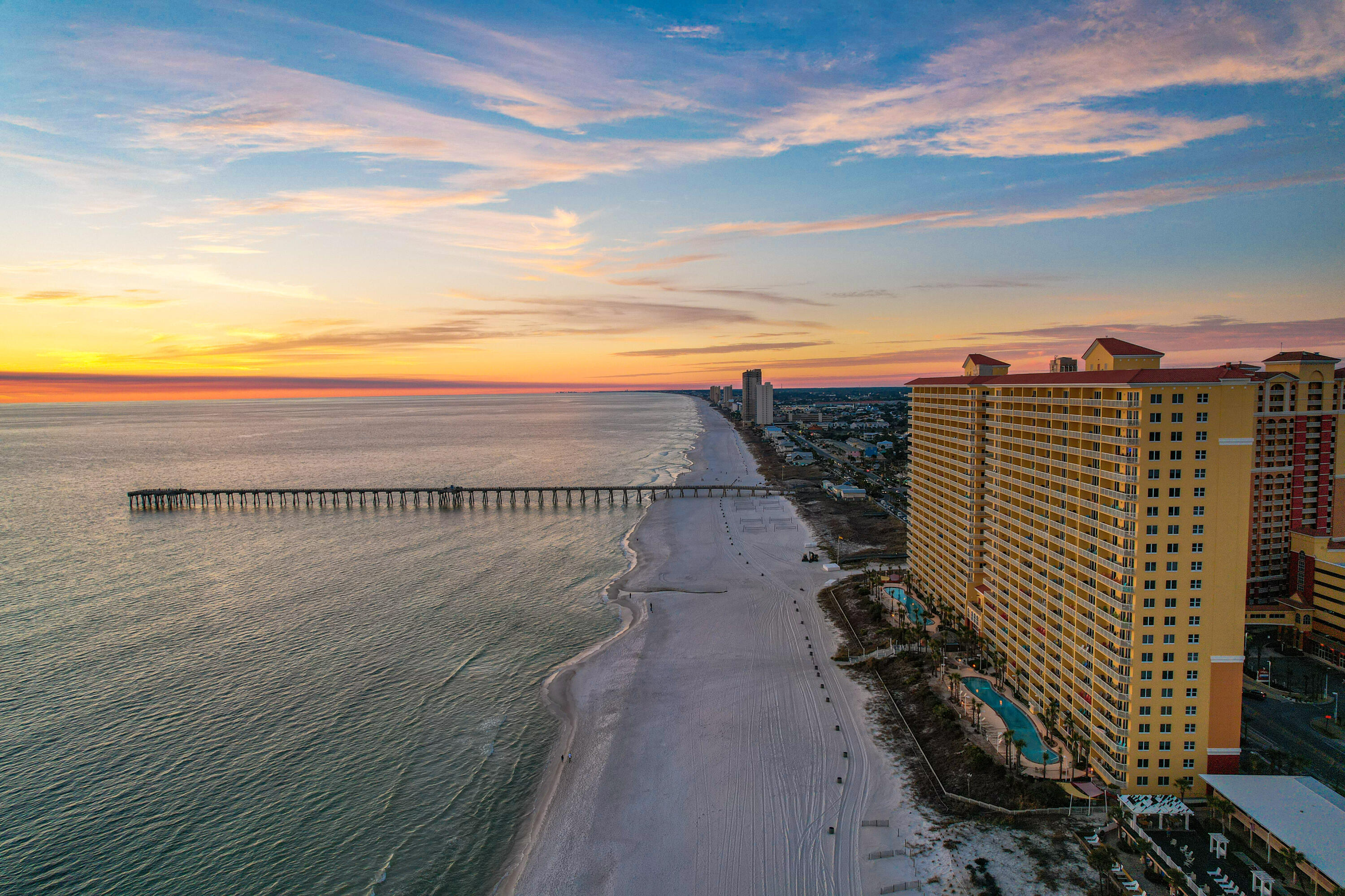 15817 Front Beach Road, 1208