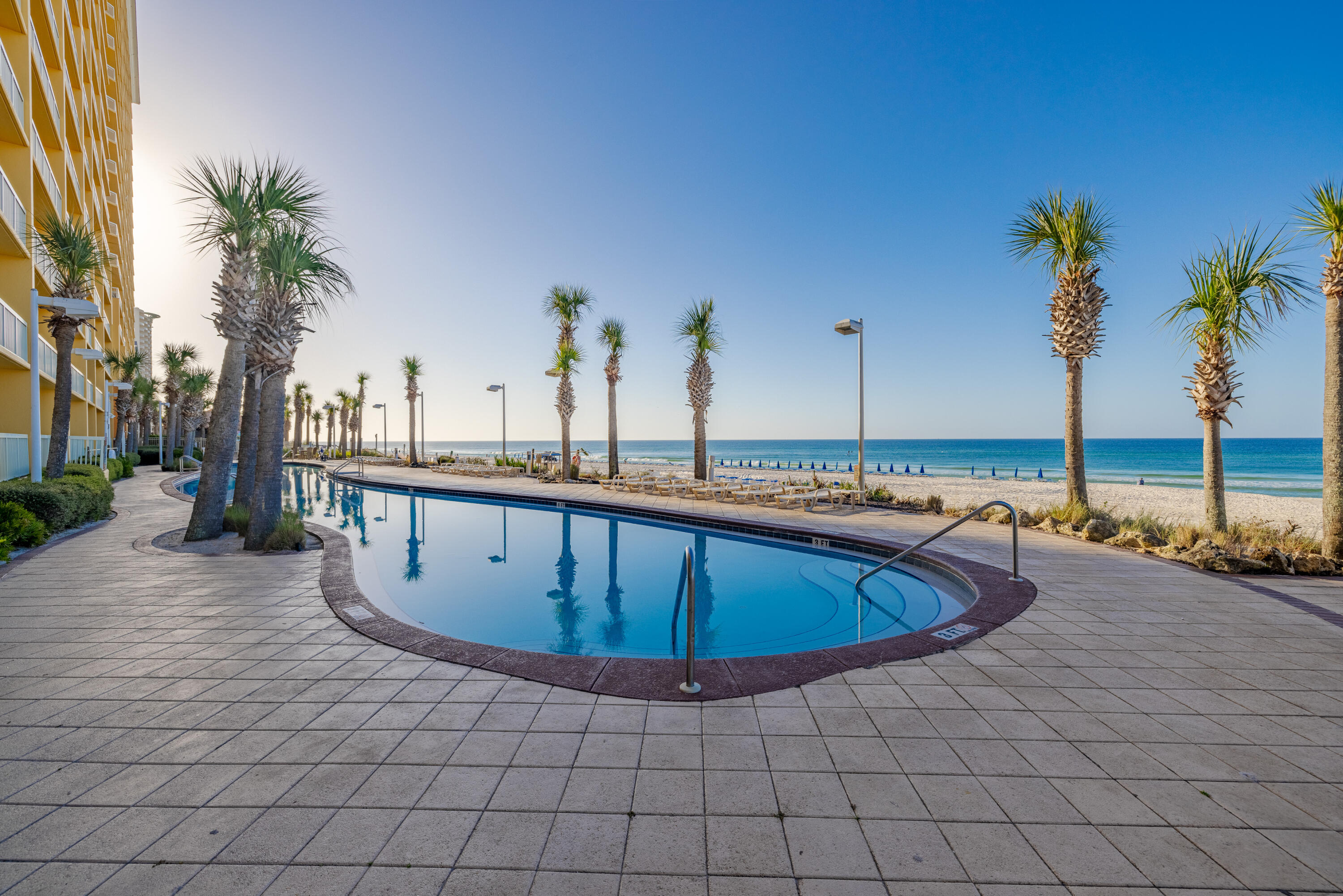 15817 Front Beach Road, 1208