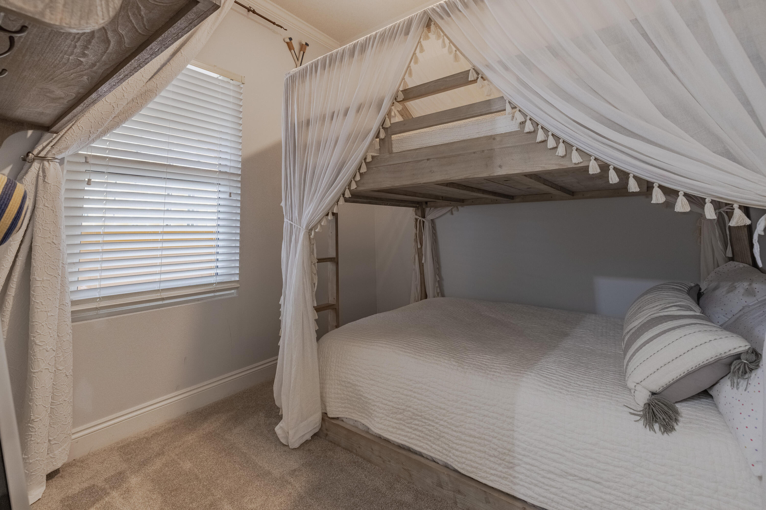 15817 Front Beach Road, 1208